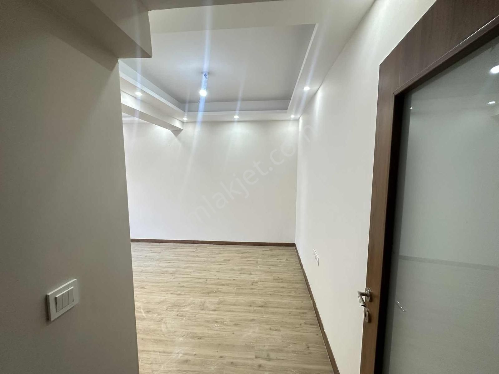 Kapaklı İnönü Mah Merkezi Konumda Kiralık 2+1 Daire - Görsel 11