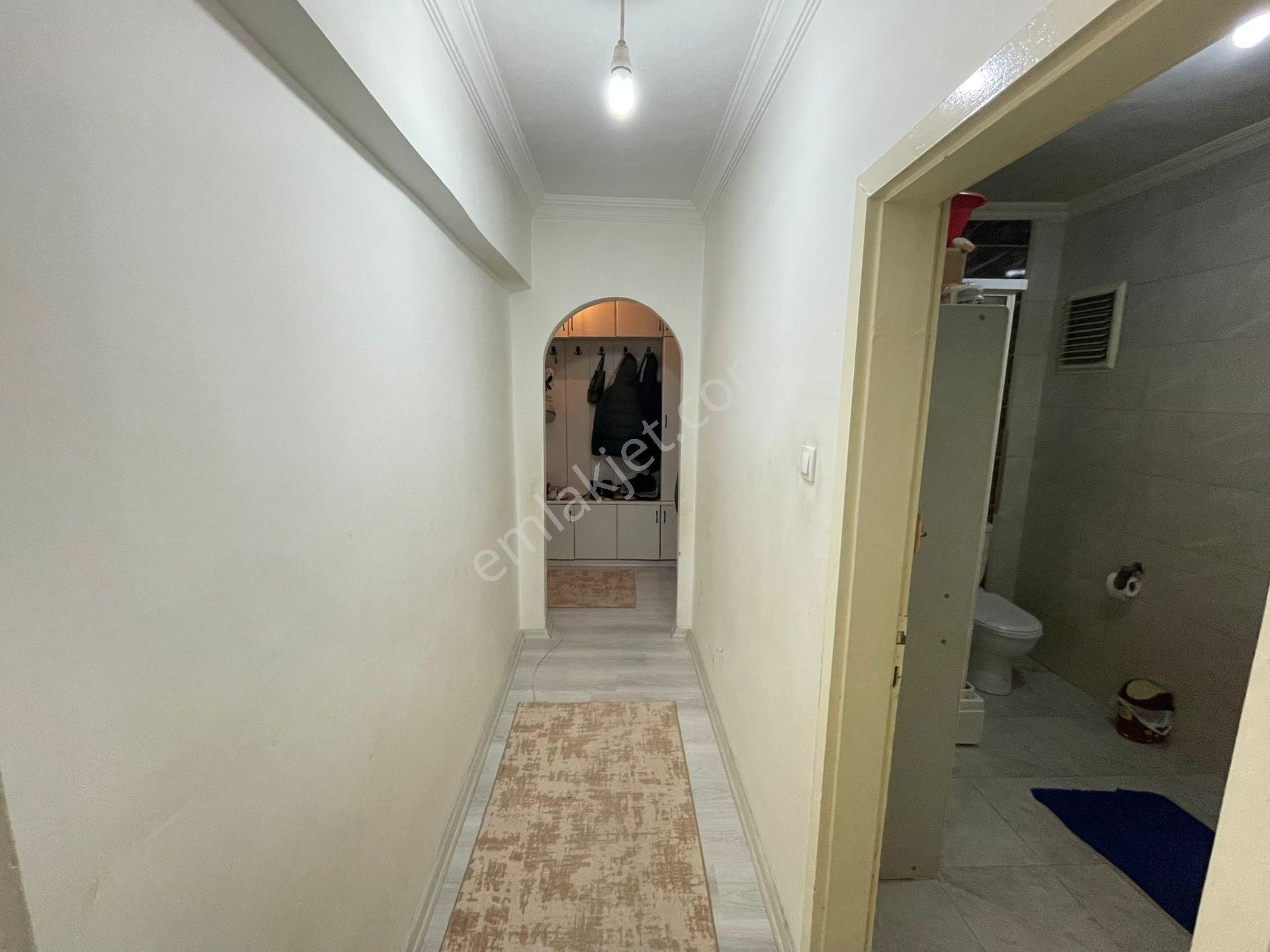 İncirli Caddesi Yakını Katta Masrafsız Ytapılı 3+1 - Görsel 24