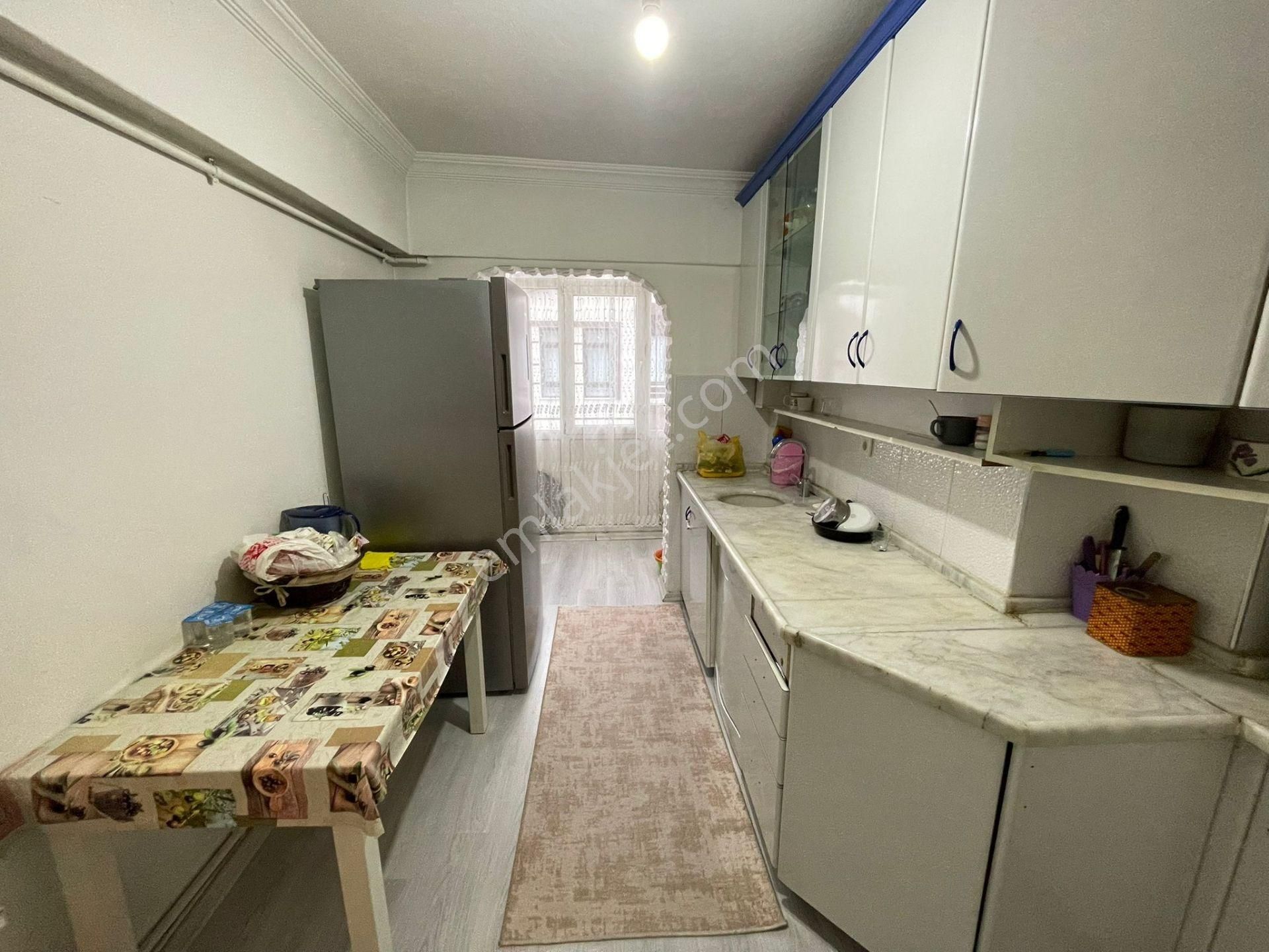 İncirli Caddesi Yakını Katta Masrafsız Ytapılı 3+1 - Görsel 18