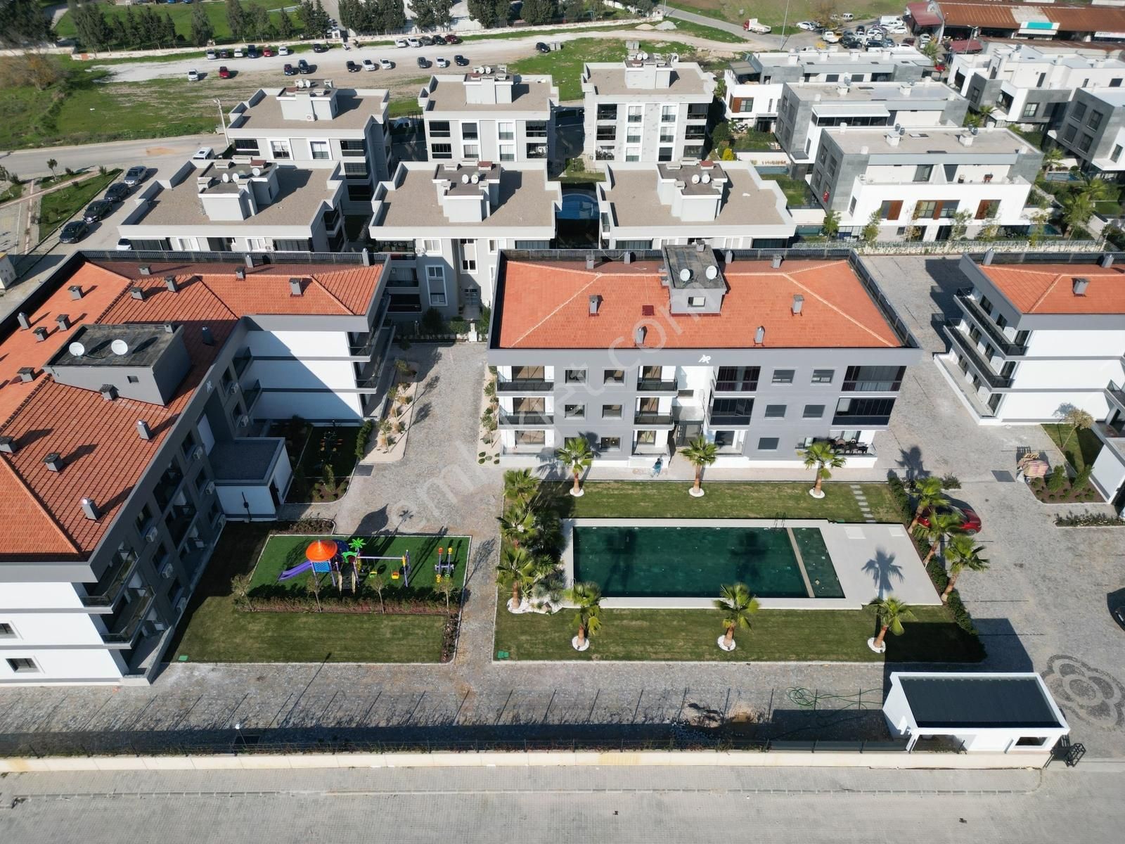 Q'zen Den Havuzlu Site İçerisinde 60 M2 1+1 Başlayan Fiyatlarla - Görsel 9