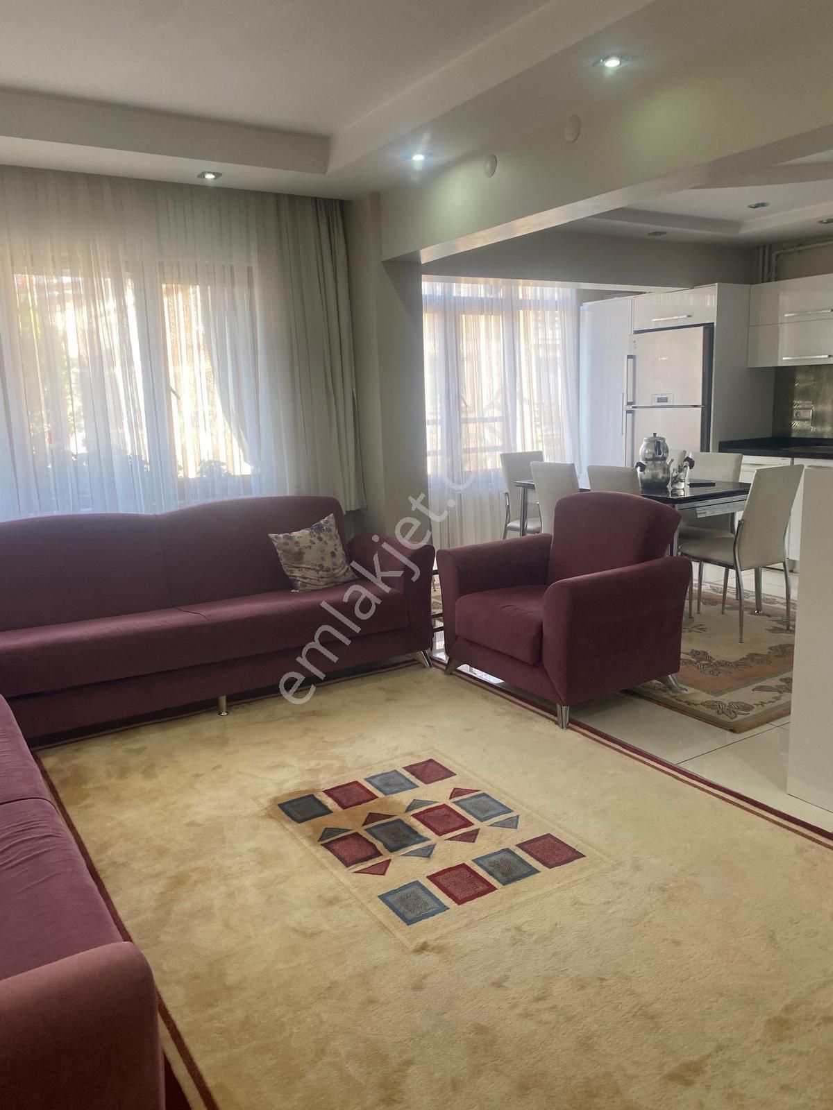 Kuşpınarda Diş Hastanesi Yanı İçi Komple Yenilenmiş 2,5+1 Satılık Daire - Görsel 14