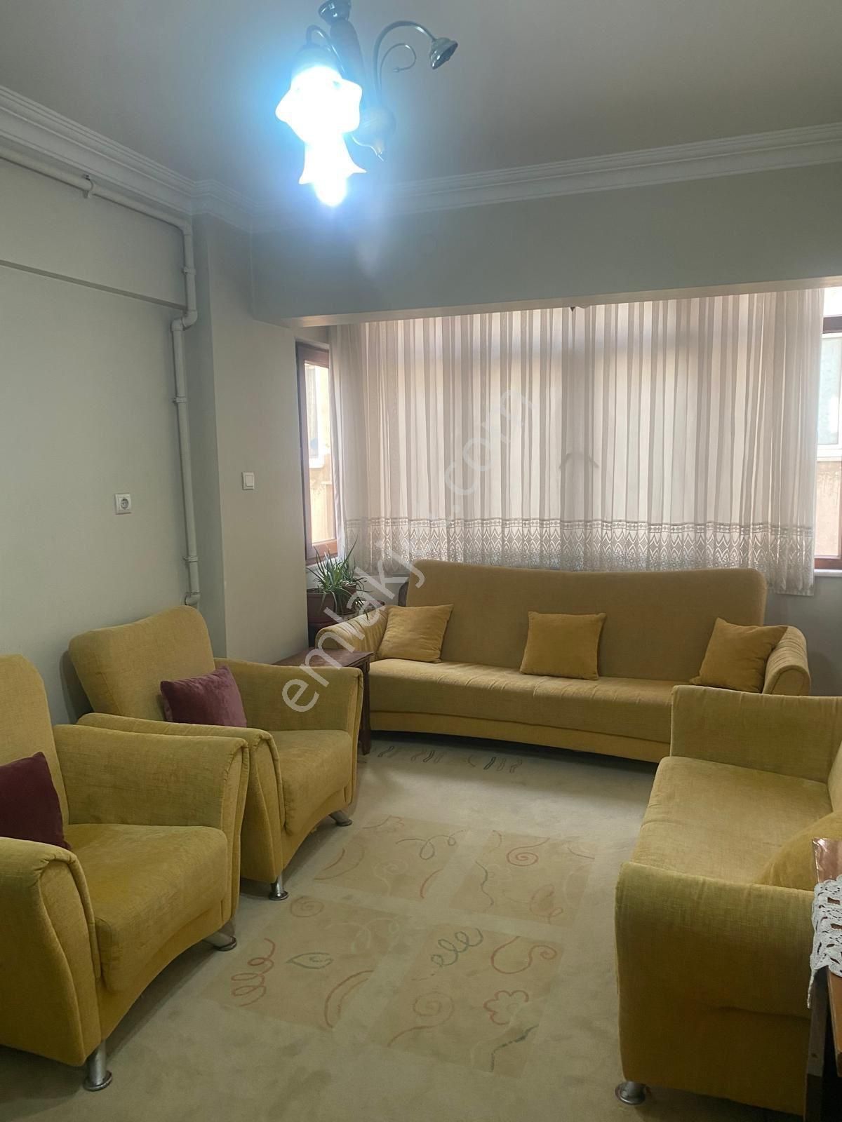 Kuşpınarda Diş Hastanesi Yanı İçi Komple Yenilenmiş 2,5+1 Satılık Daire - Görsel 4