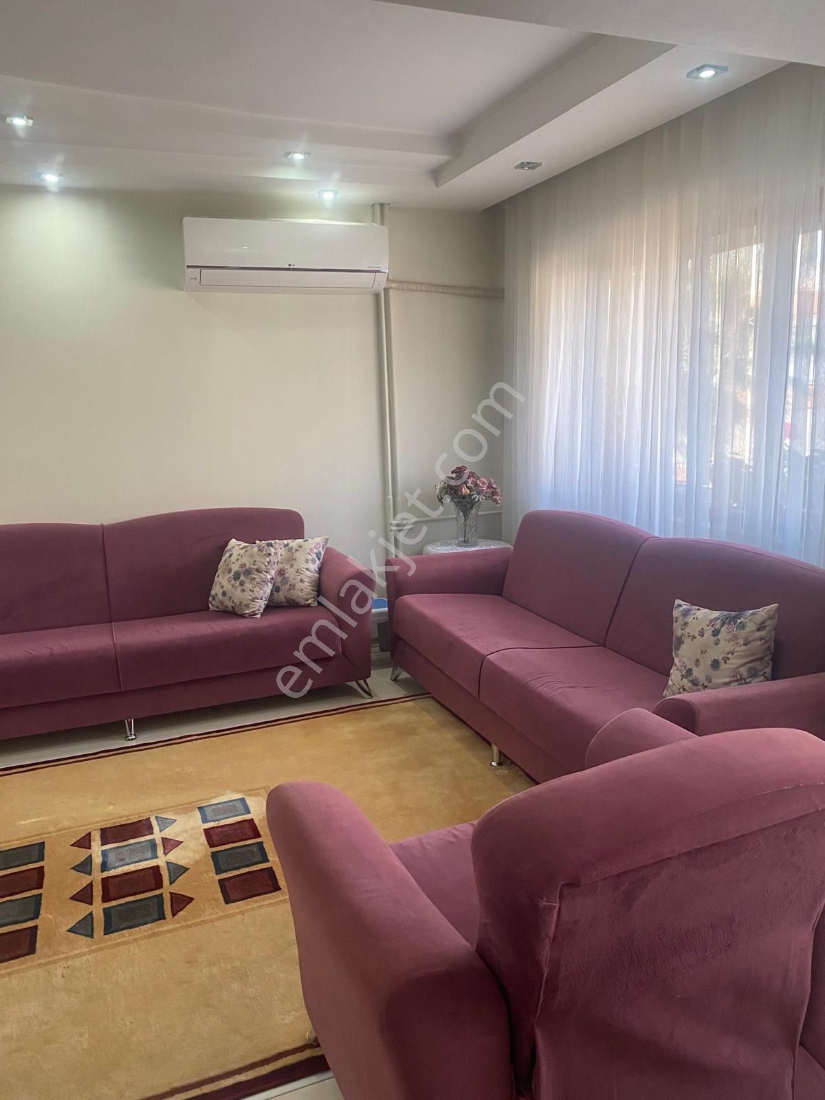 Kuşpınarda Diş Hastanesi Yanı İçi Komple Yenilenmiş 2,5+1 Satılık Daire - Görsel 10