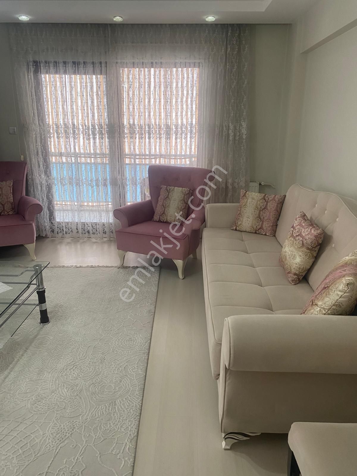 Kuşpınarda Diş Hastanesi Yanı İçi Komple Yenilenmiş 2,5+1 Satılık Daire - Görsel 8