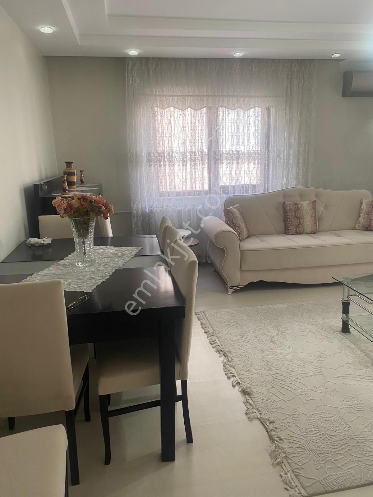 Kuşpınarda Diş Hastanesi Yanı İçi Komple Yenilenmiş 2,5+1 Satılık Daire - Görsel 11