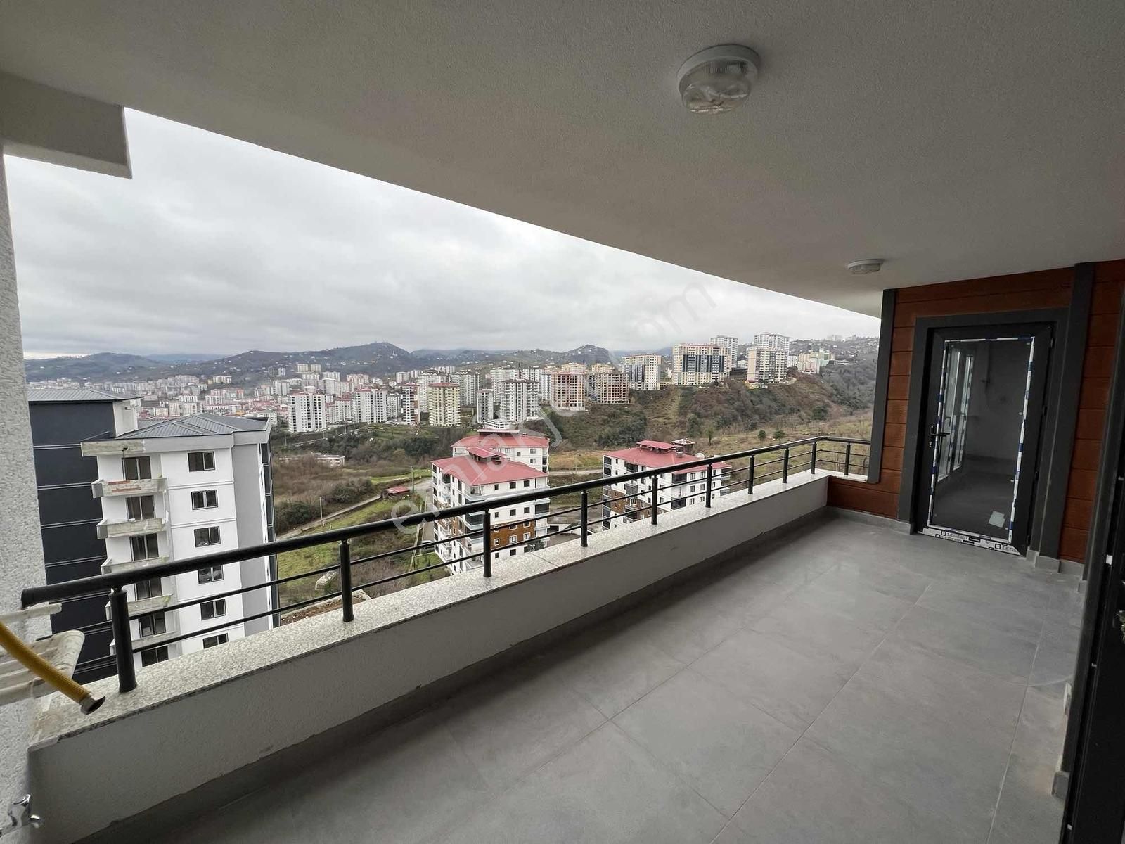 Trabzon Gayrimenkulden Yalıncakta Kiralık 3+1 Ve 4+1 Daireler - Görsel 3