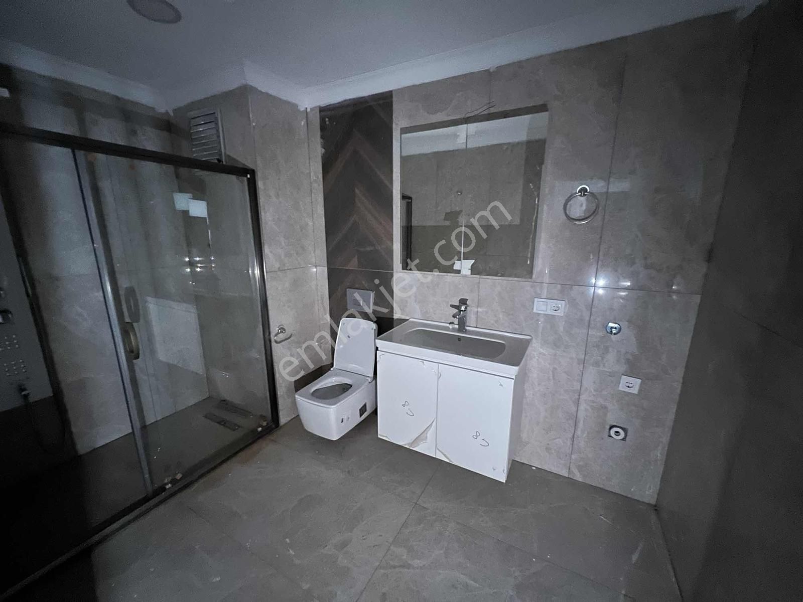 Trabzon Gayrimenkulden Yalıncakta Kiralık 3+1 Ve 4+1 Daireler - Görsel 24