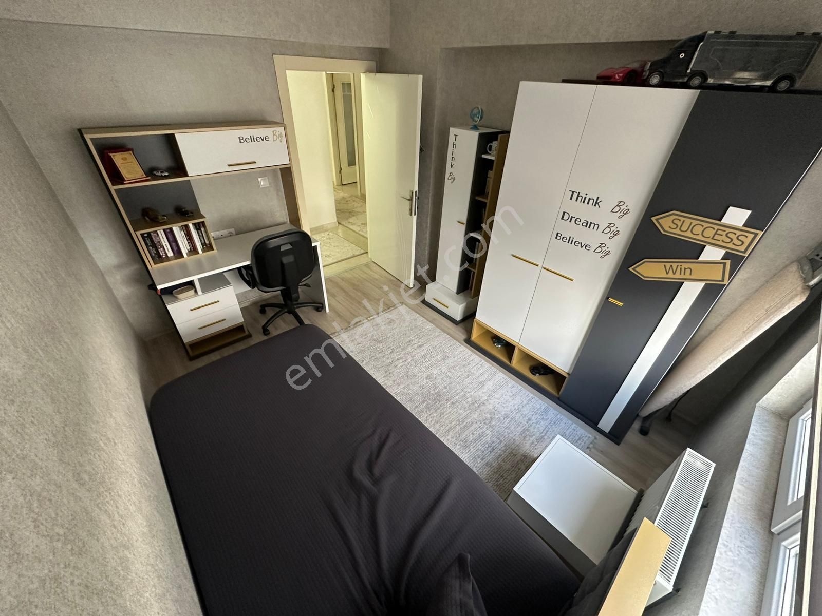 Yeni Cimşit Mh^de E. Banyolu G. Odalı 160m2 Genişlikte Ön Cp. 4+1 Full Yapılı Daire ! - Görsel 24