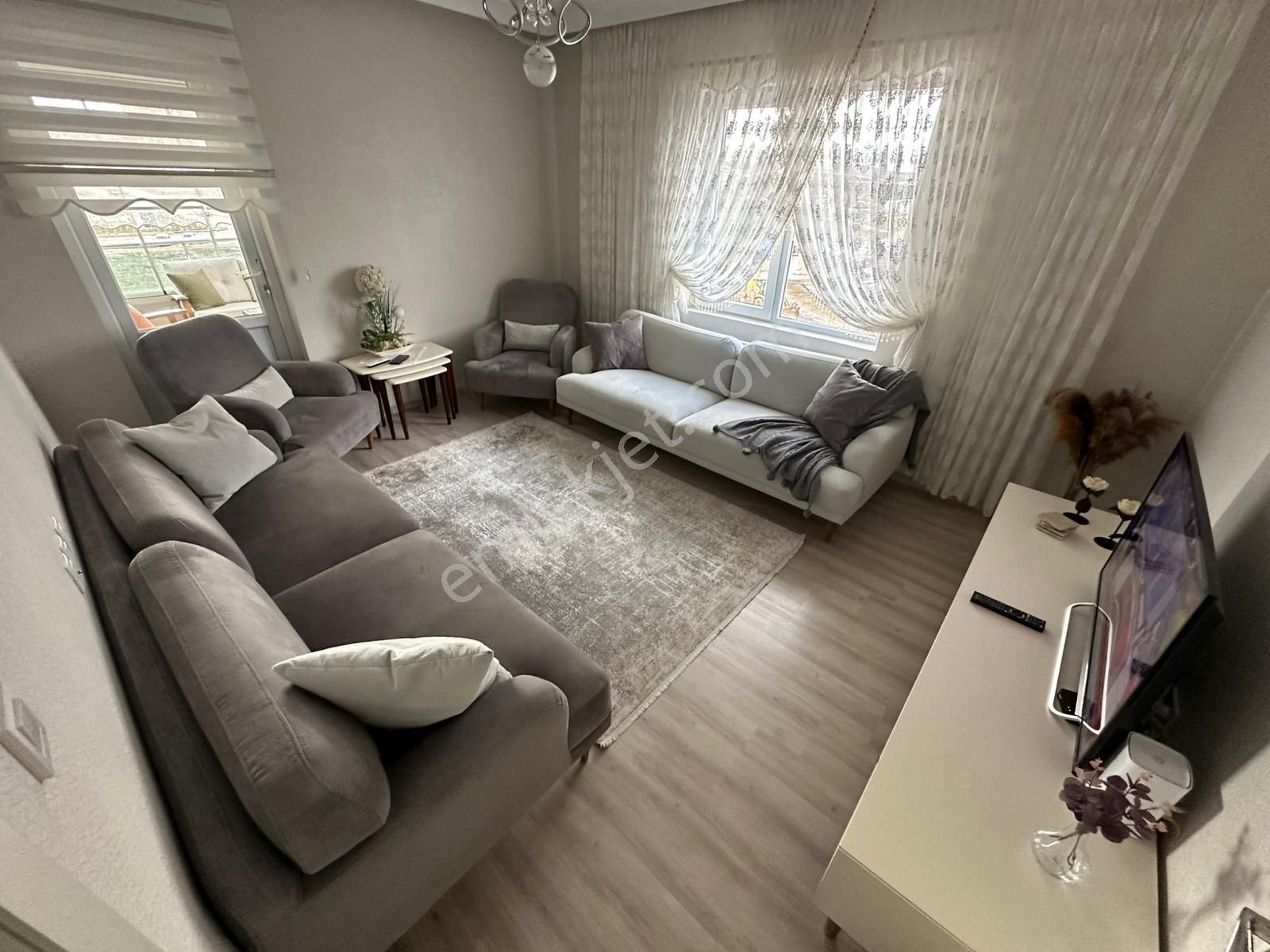 Yeni Cimşit Mh^de E. Banyolu G. Odalı 160m2 Genişlikte Ön Cp. 4+1 Full Yapılı Daire ! - Görsel 12