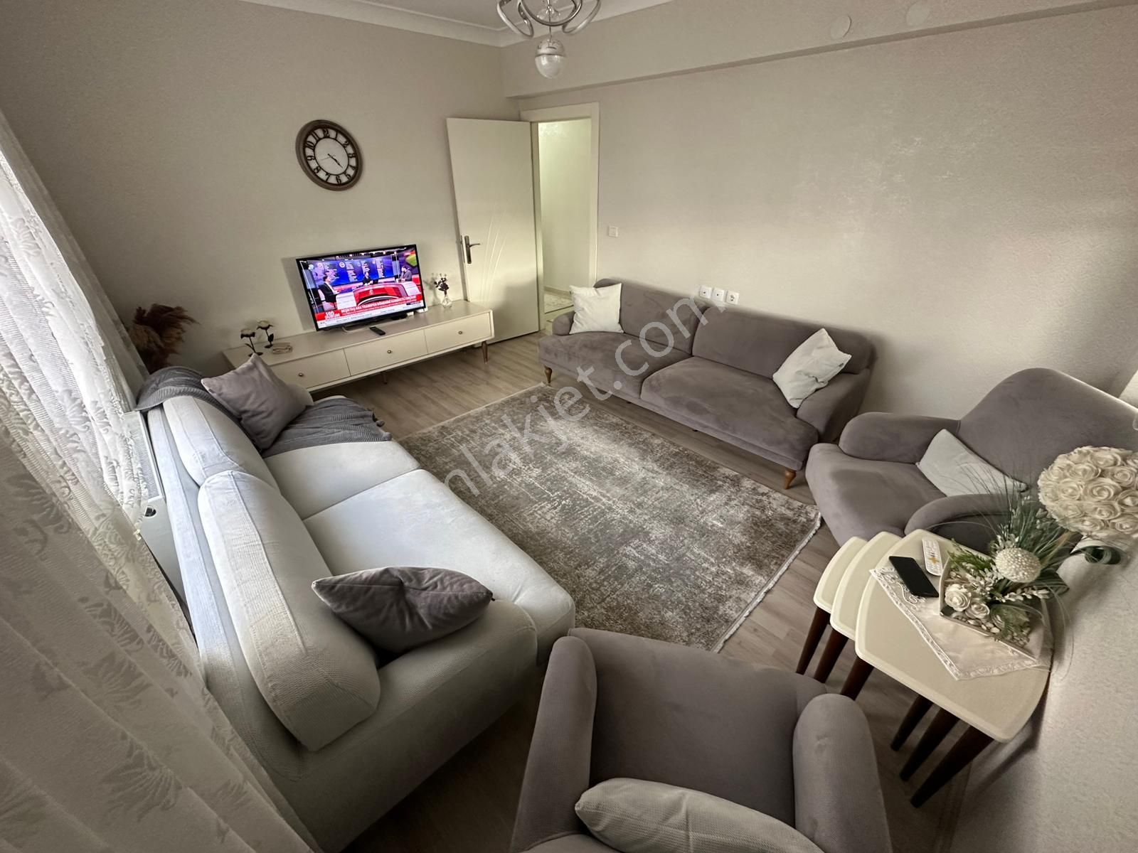 Yeni Cimşit Mh^de E. Banyolu G. Odalı 160m2 Genişlikte Ön Cp. 4+1 Full Yapılı Daire ! - Görsel 13