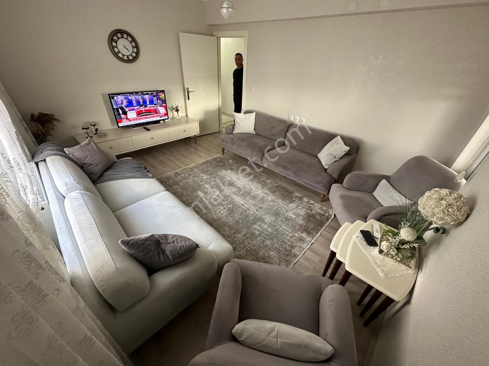 Yeni Cimşit Mh^de E. Banyolu G. Odalı 160m2 Genişlikte Ön Cp. 4+1 Full Yapılı Daire ! - Görsel 10