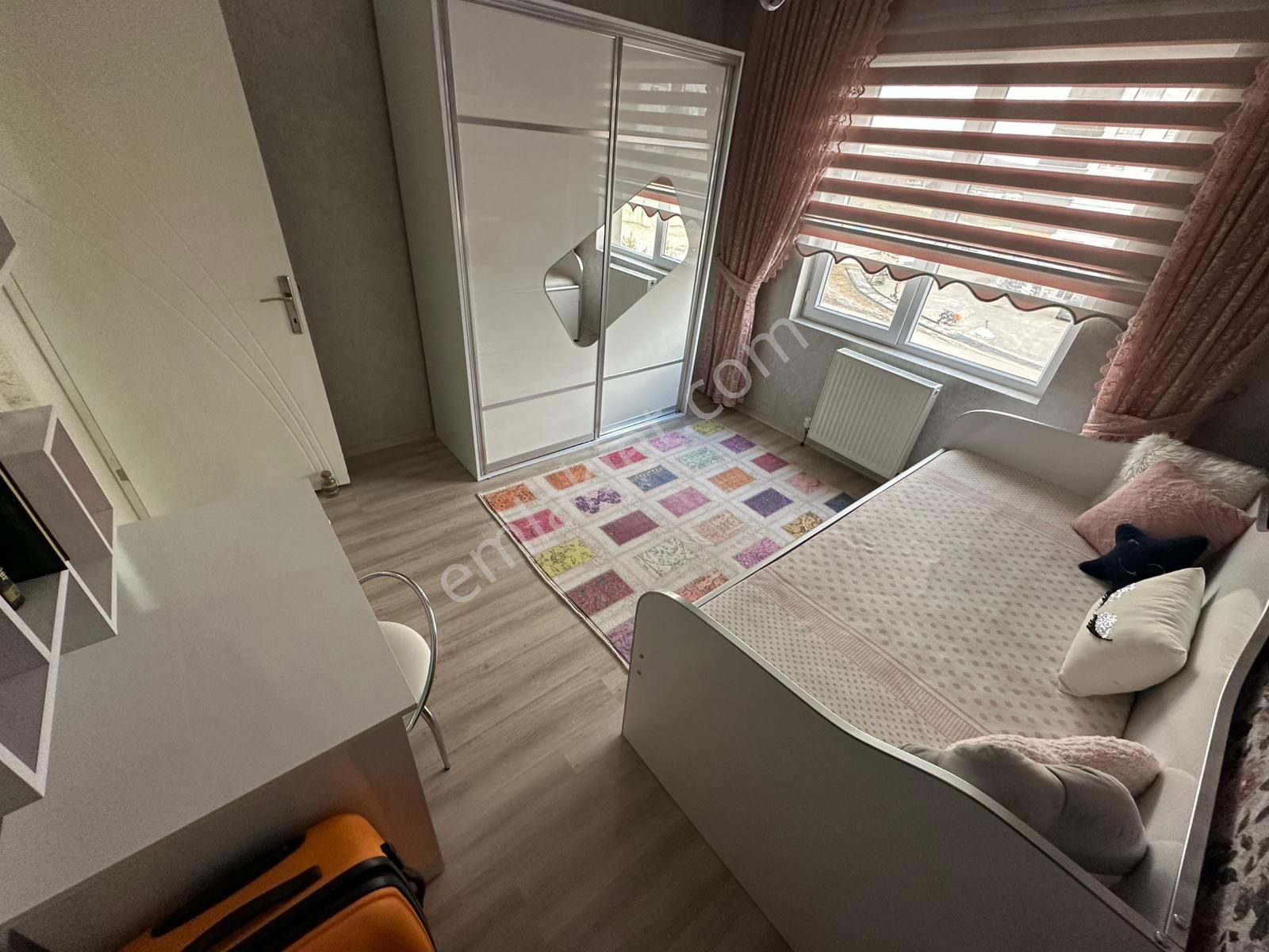 Yeni Cimşit Mh^de E. Banyolu G. Odalı 160m2 Genişlikte Ön Cp. 4+1 Full Yapılı Daire ! - Görsel 20