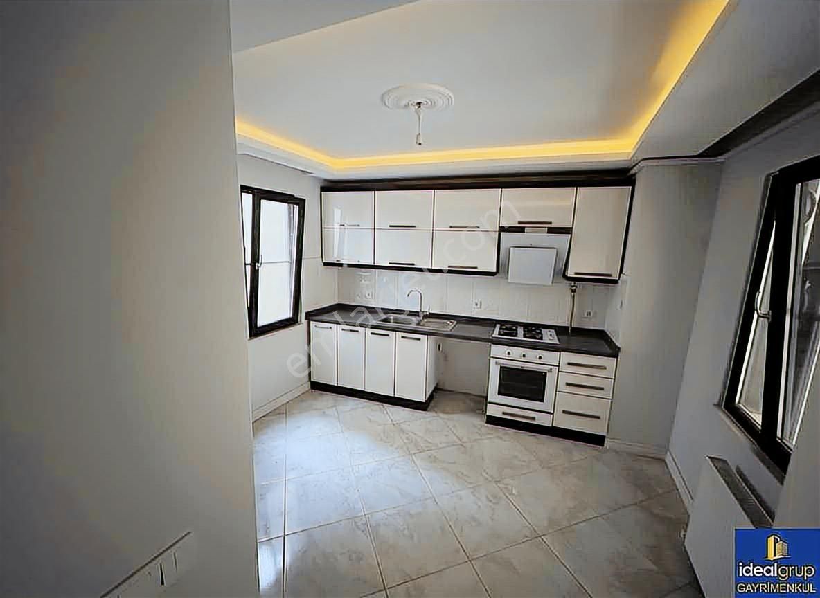 Edremit Merkez Cumhuriyet Mah. Satılık Asansörlü 2+1 Daire - Görsel 3