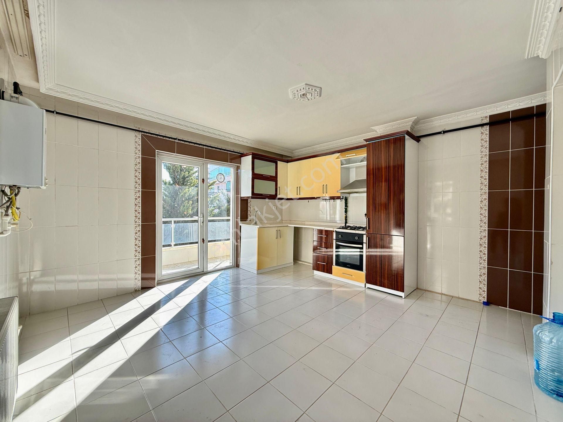 Kalecik Emlak'tan Protokol Yolu Yakını, E.banyolu 150m² 3+1 Daire - Görsel 2