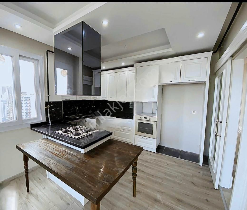 Akdeniz Mah. Yeni 2.çevreyolu Civarı Satılık 4+1 Geniş Daire - Görsel 2