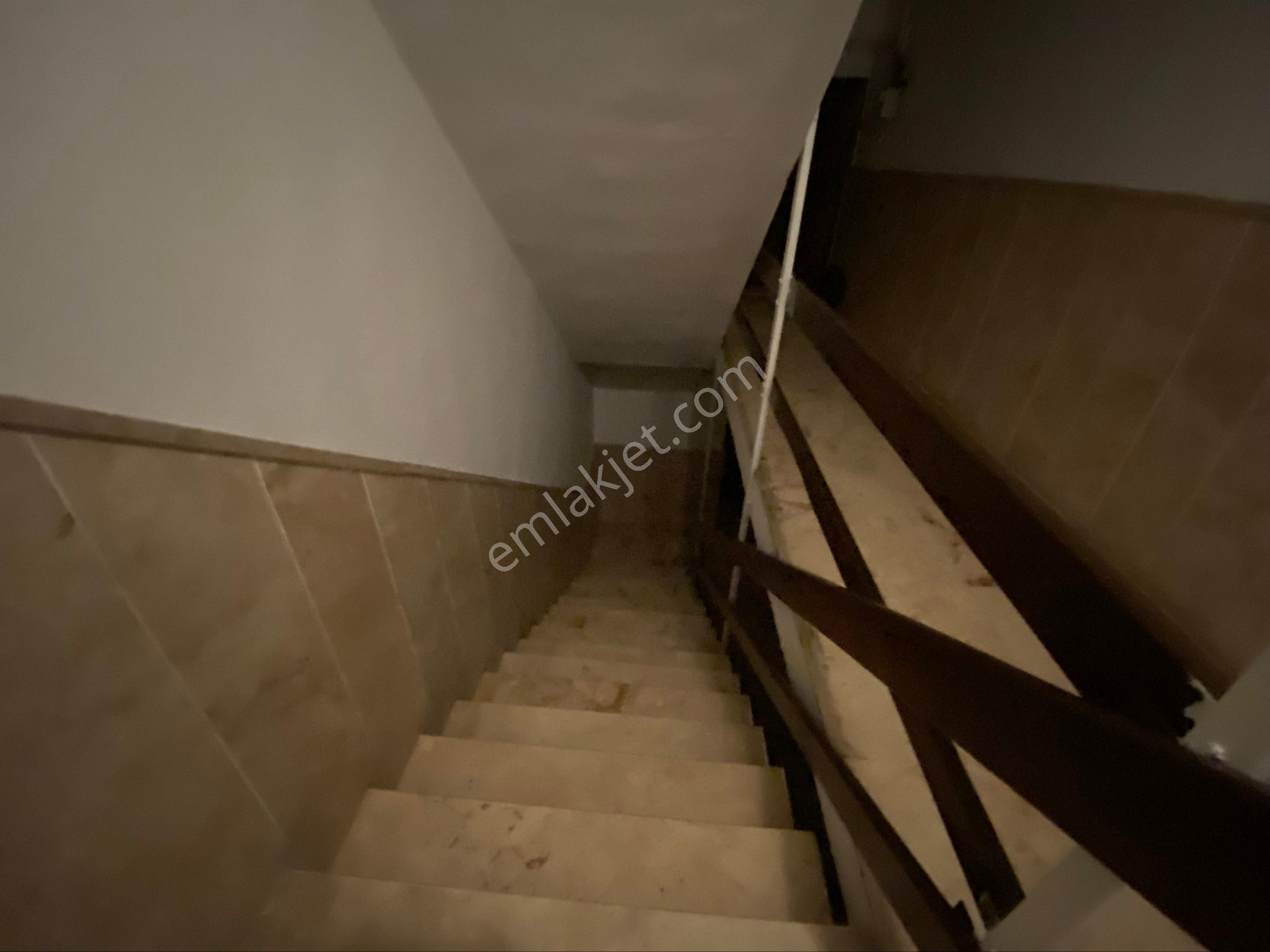 Altındağ Mah.de 3+1 Lüks Daire 25.000tl.ye Kiralık. - Görsel 3