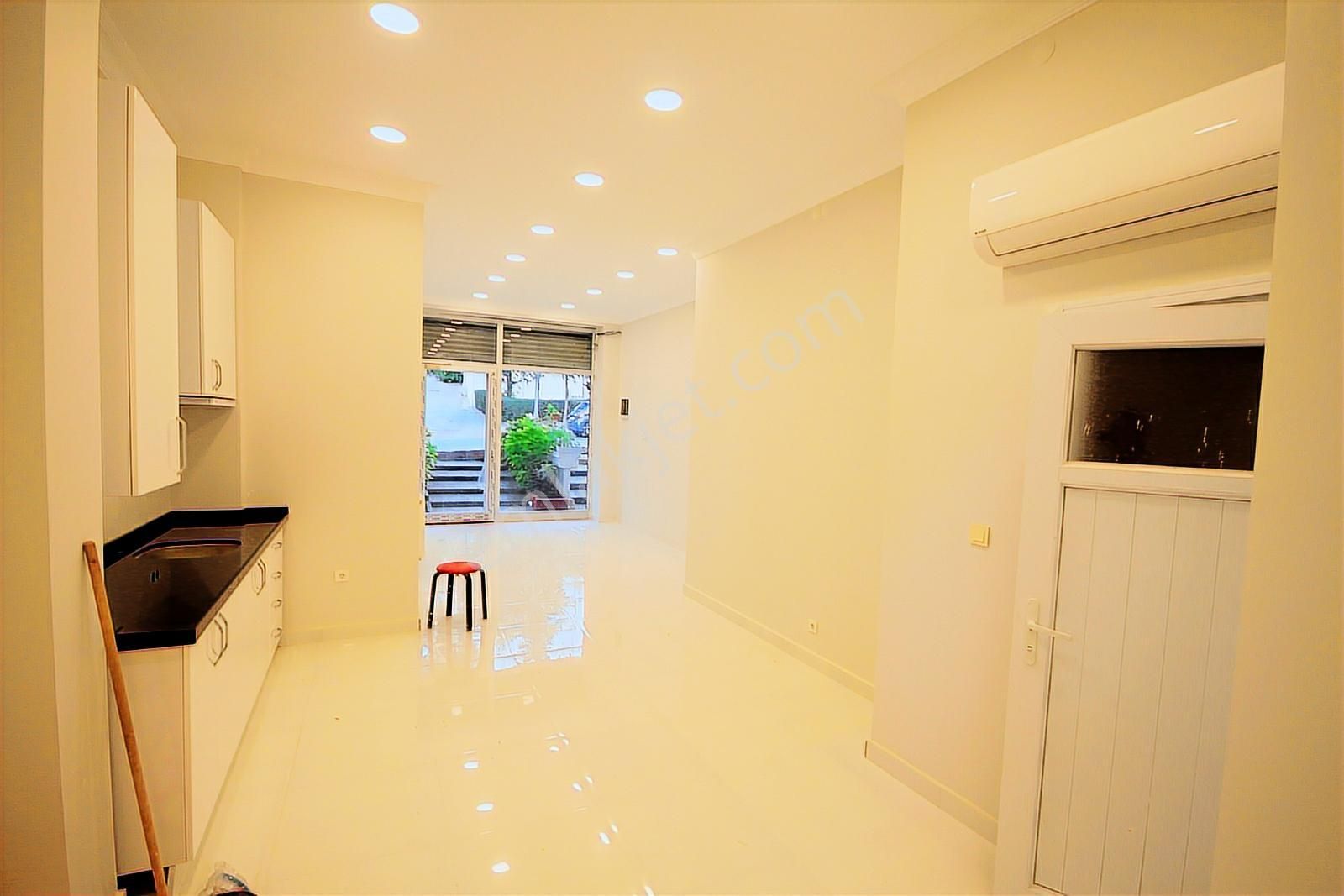 Satılık Dükkan Ferahevlerde İskanlı Yatırımcıya Uygun Büyük Arsa - Görsel 17