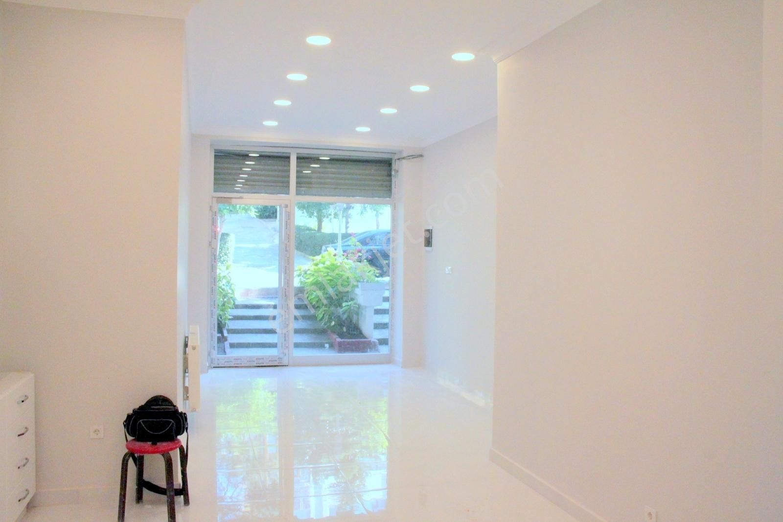 Satılık Dükkan Ferahevlerde İskanlı Yatırımcıya Uygun Büyük Arsa - Görsel 15