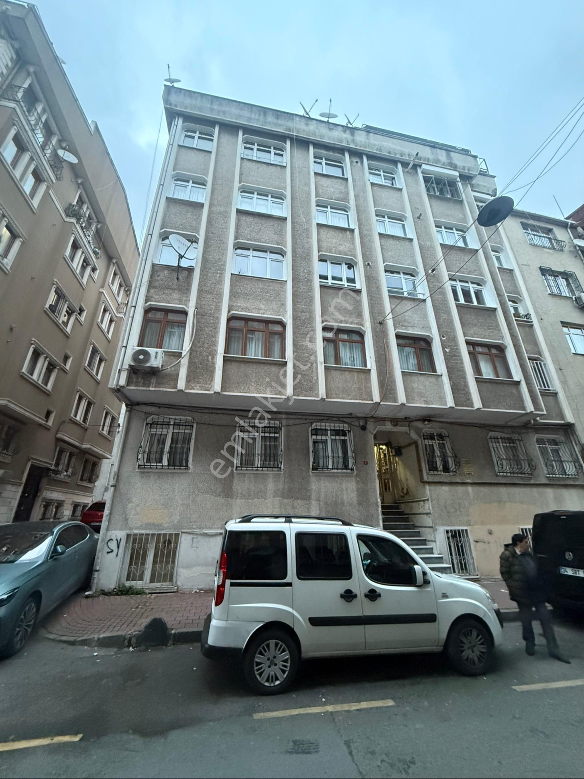 Fatih İskenderpaşa Mah Satılık Daıre 4+1 Kat 1 Ultra Lüx - Görsel 17