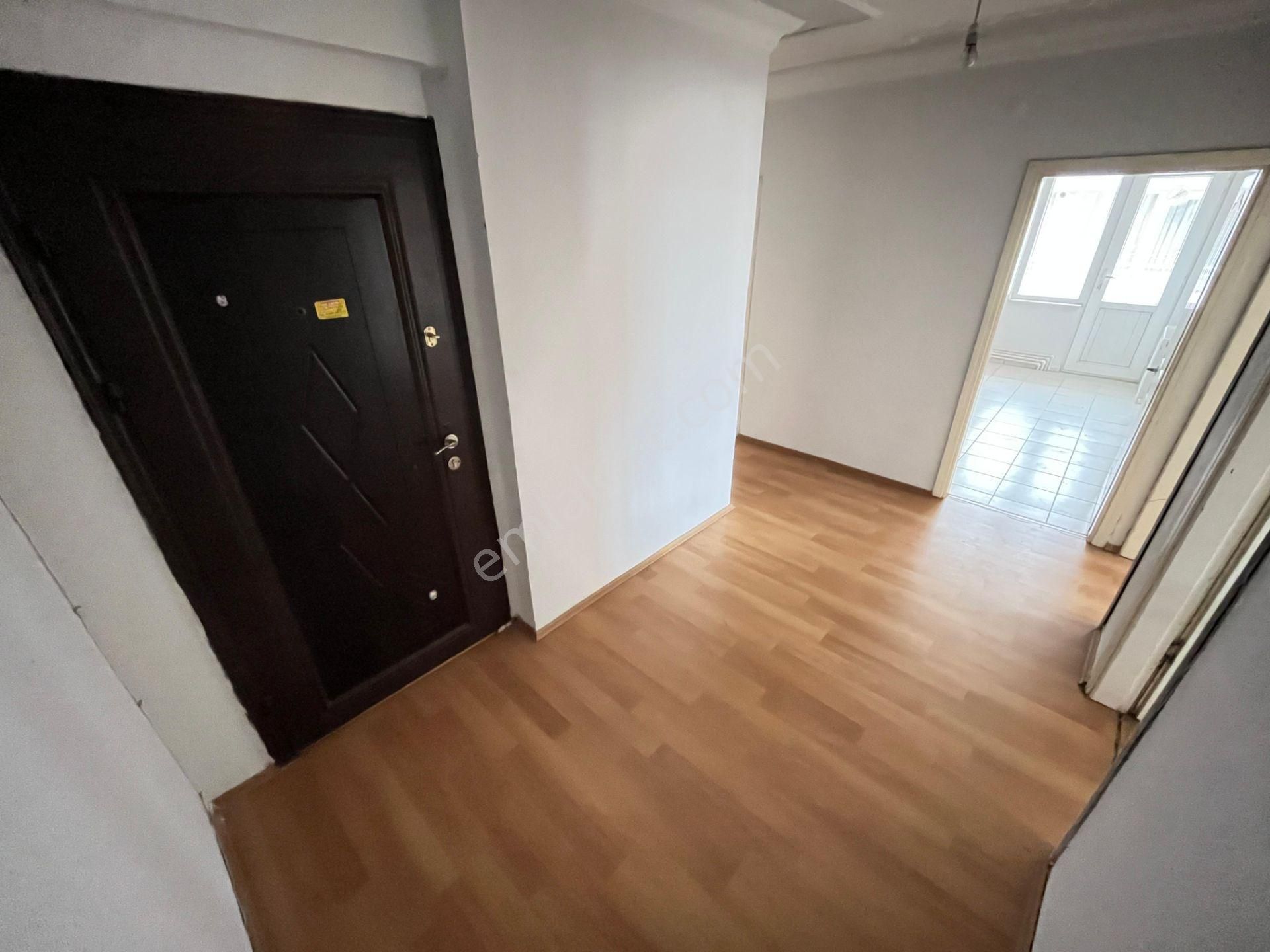 Sezgin Emlaktan Altınkumda Doğalgazlı Sürekli Kiralık Geniş 2+1 - Görsel 34