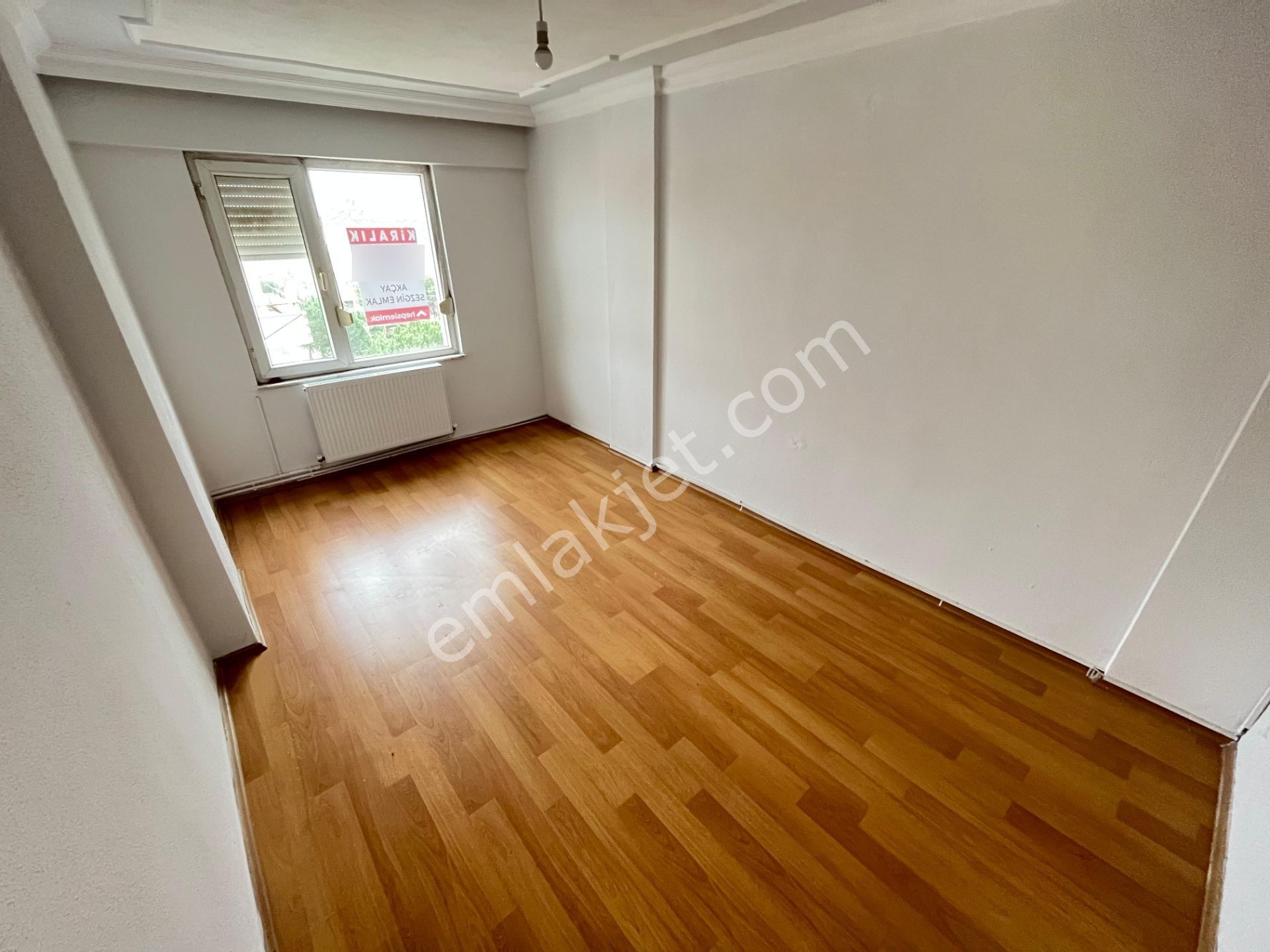 Sezgin Emlaktan Altınkumda Doğalgazlı Sürekli Kiralık Geniş 2+1 - Görsel 23