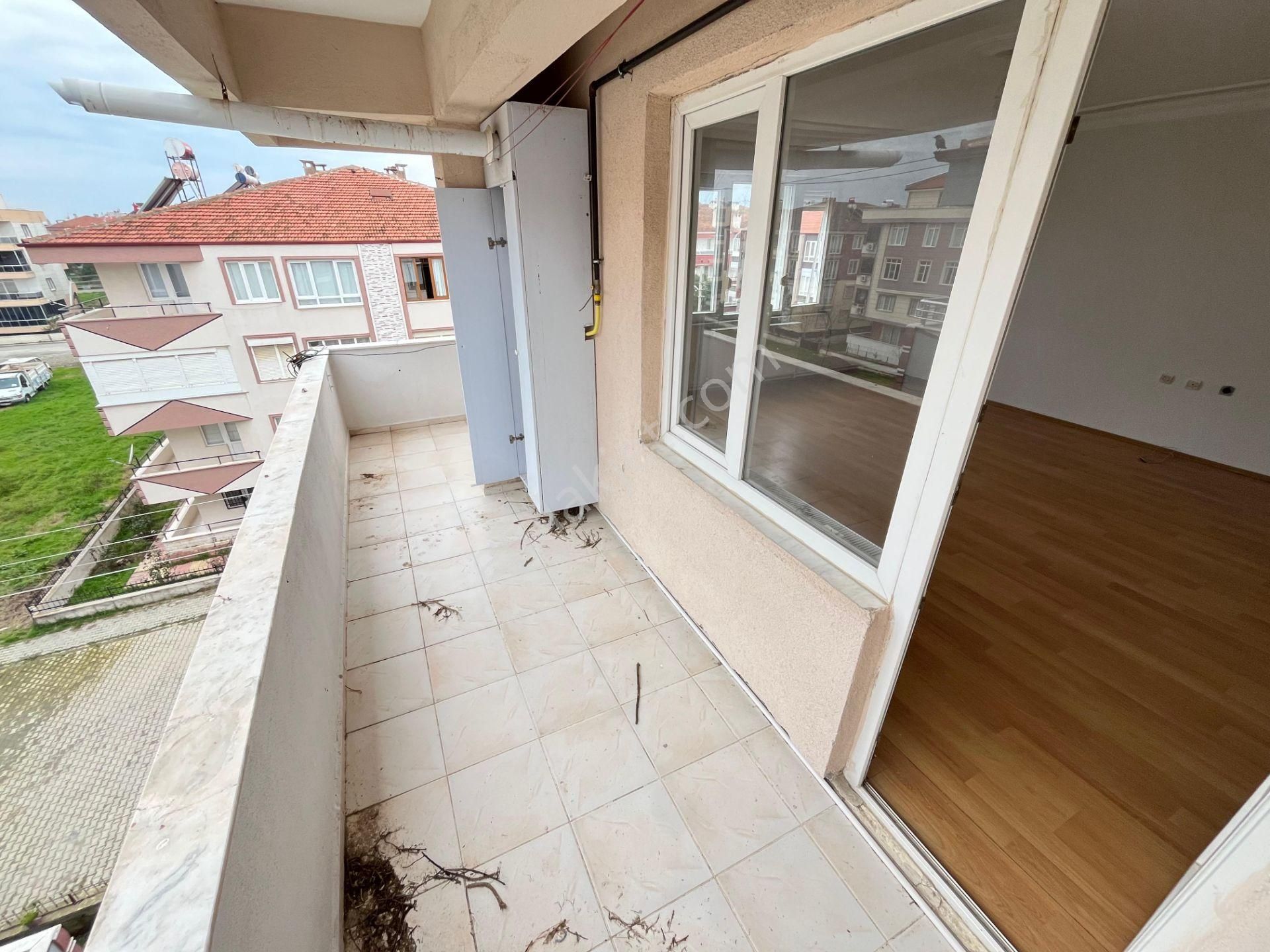 Sezgin Emlaktan Altınkumda Doğalgazlı Sürekli Kiralık Geniş 2+1 - Görsel 9