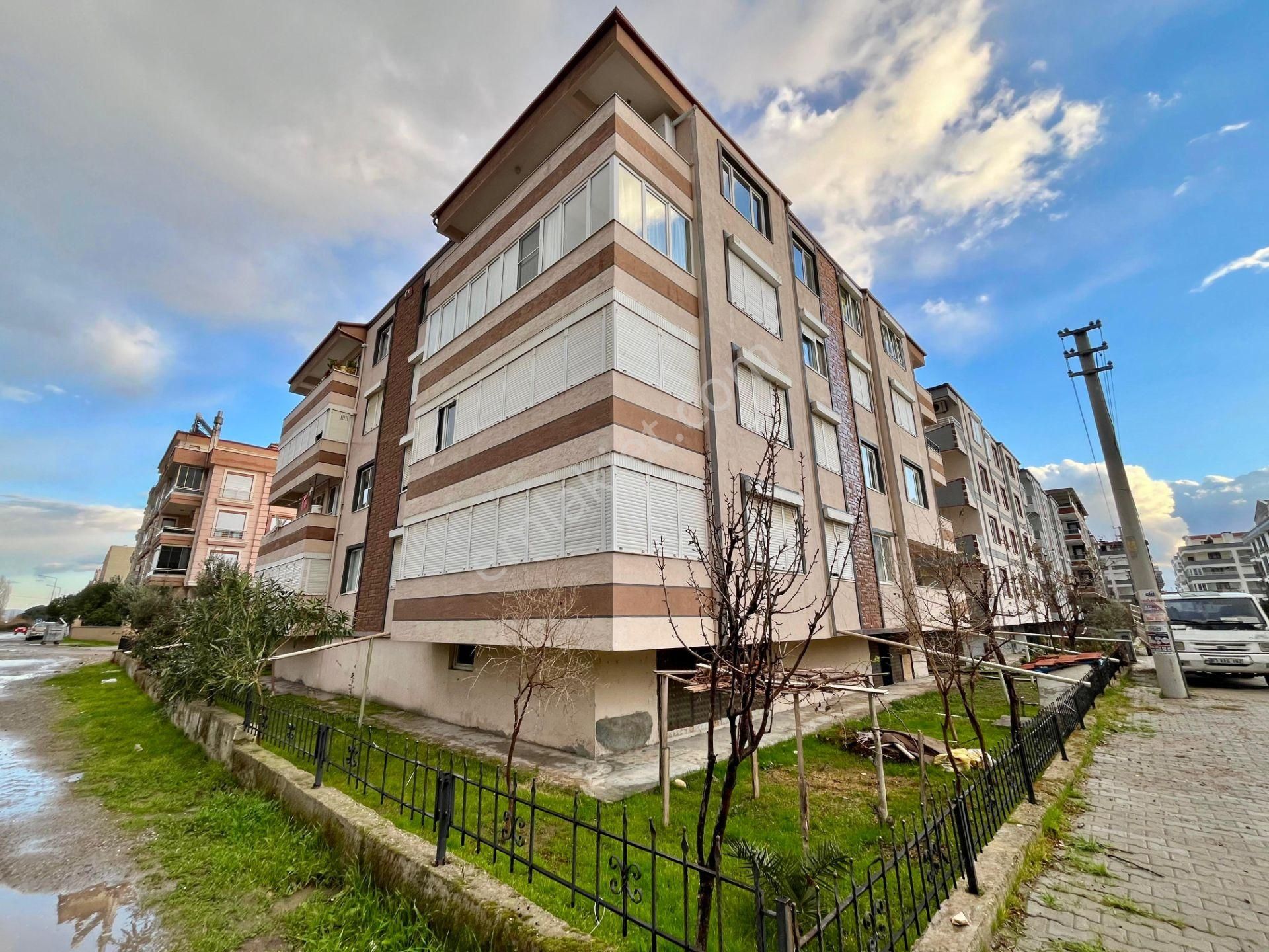 Sezgin Emlaktan Altınkumda Doğalgazlı Sürekli Kiralık Geniş 2+1