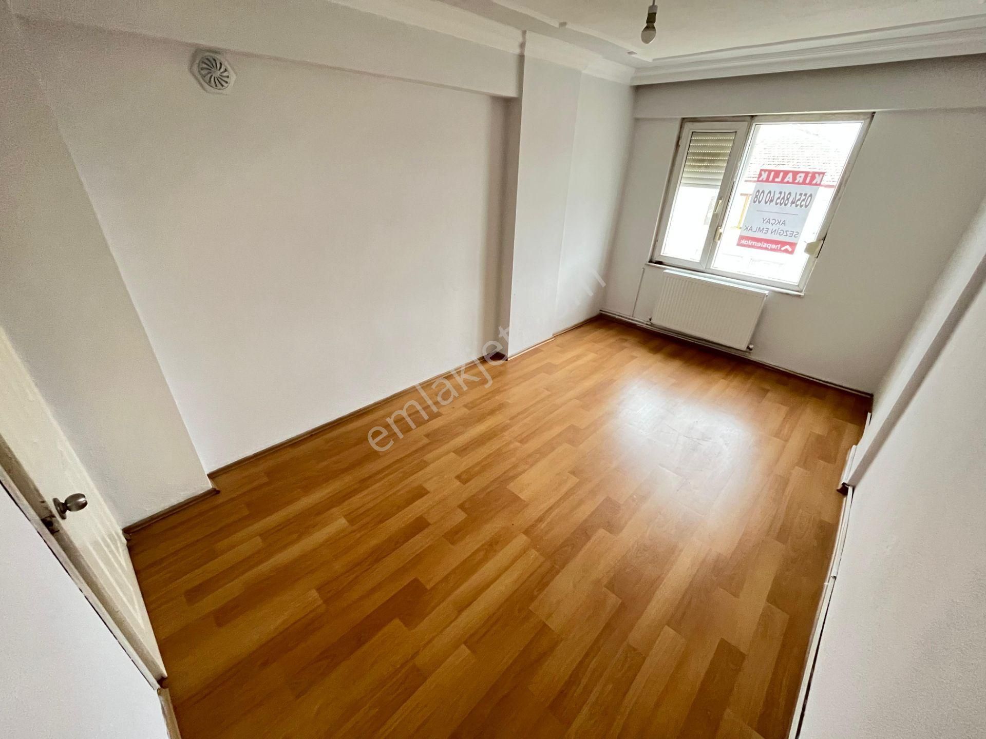 Sezgin Emlaktan Altınkumda Doğalgazlı Sürekli Kiralık Geniş 2+1 - Görsel 21