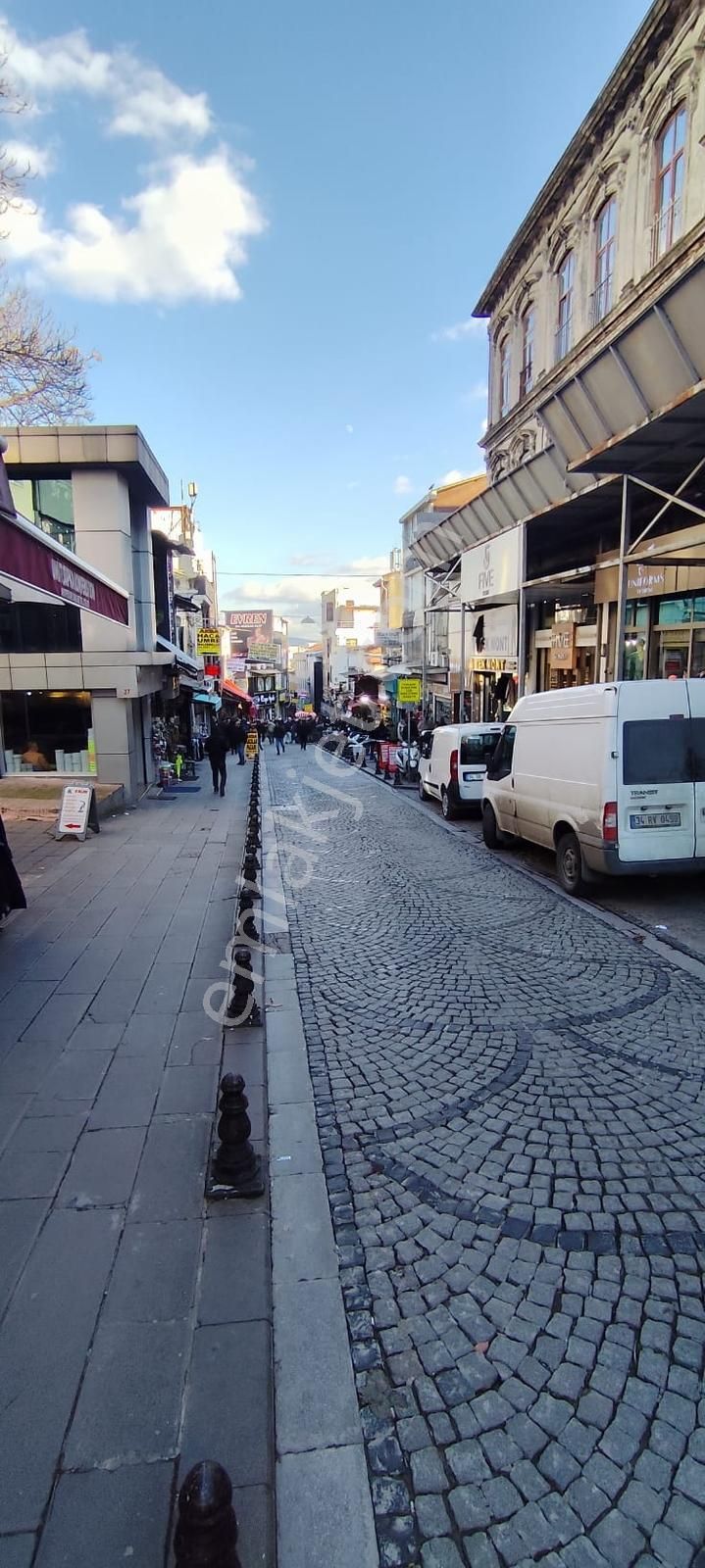 Tahtakale Mercan Yokuşunda 2 Katlı Satılık Komple Bina !! - Görsel 14