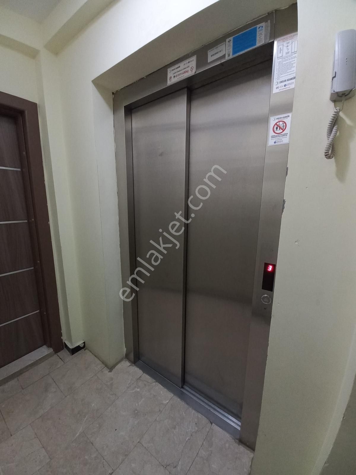 Pendik Şeyhli Yola Ve Metroya Yakın 2+1 Arakat 80 M2 İskanlı - Görsel 12