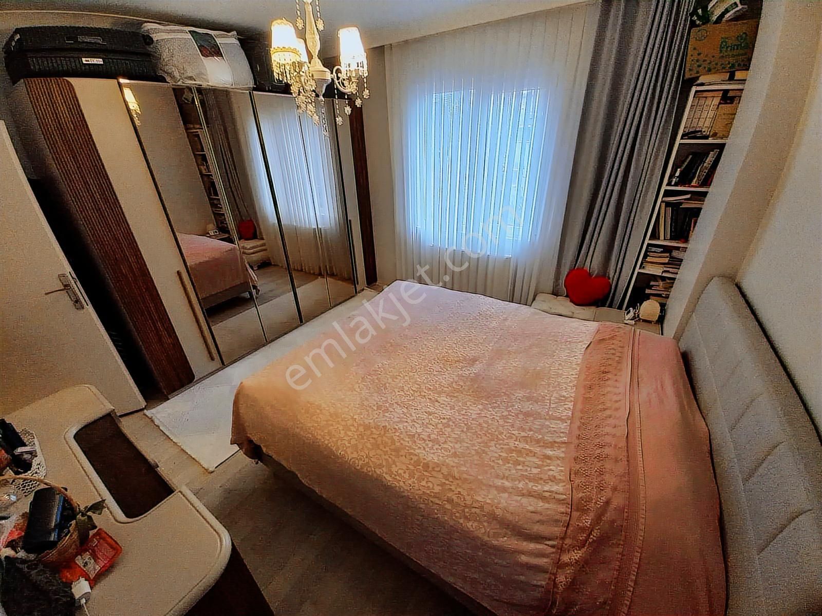 Pendik Şeyhli Yola Ve Metroya Yakın 2+1 Arakat 80 M2 İskanlı - Görsel 24