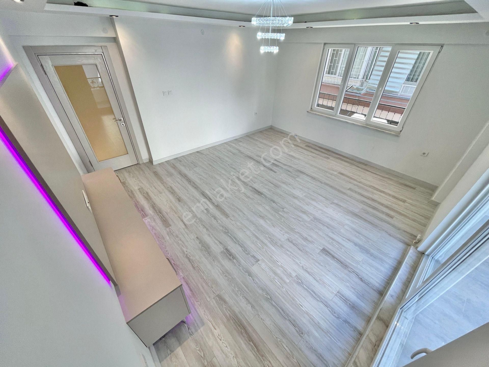 Berkay Demirel'den İkizçayda Ön Cephe Ayrı Mutfak Çift Balkon 3+1 Daire - Görsel 10