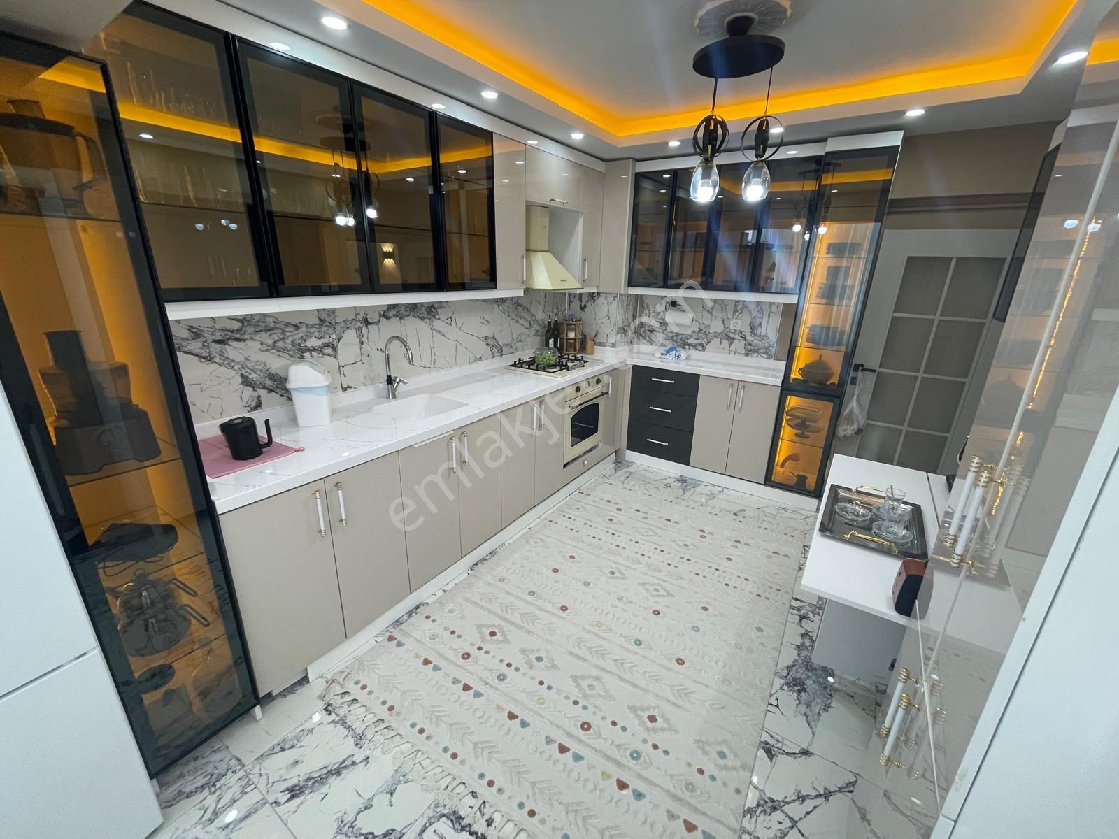 Sincan Mareşalda 3+1 Ara Kat Full+full Yapılı Mükemmel Konumda Daire - Görsel 3