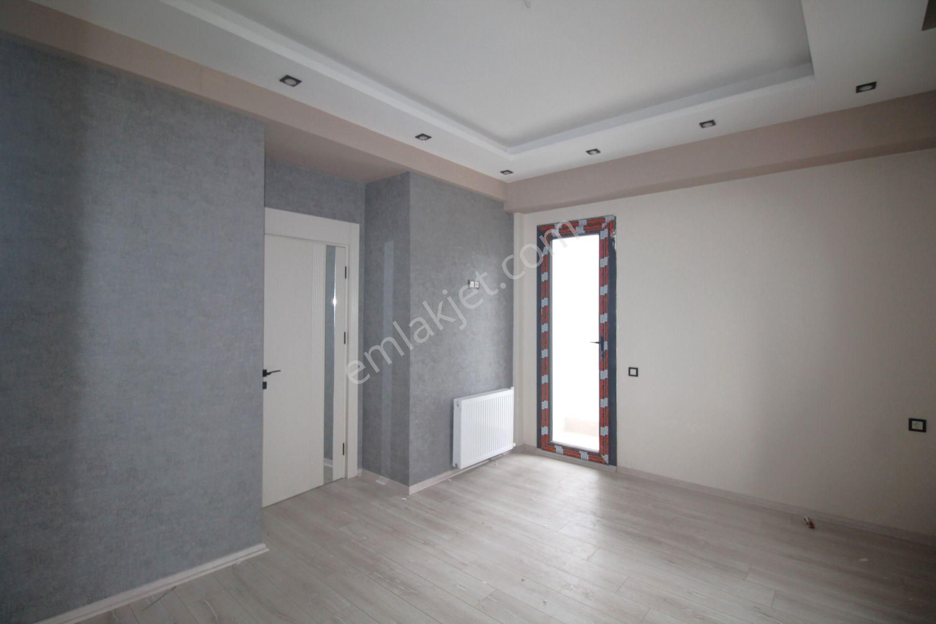 Retro’dan Yaşar Doğu Caddesi Üzrinde Teraslı Site İçi Lüks 2+1 - Görsel 5