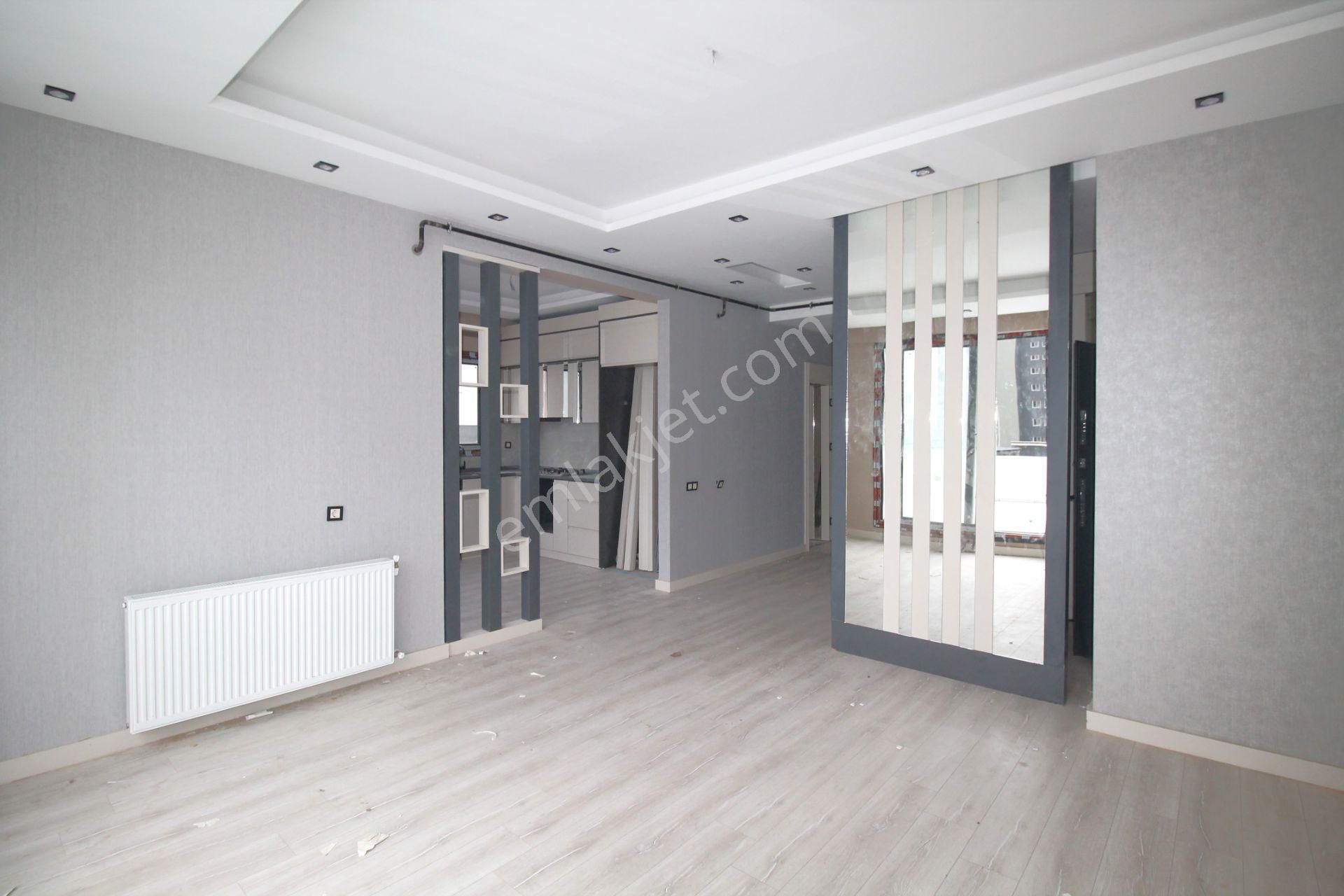 Retro’dan Yaşar Doğu Caddesi Üzrinde Teraslı Site İçi Lüks 2+1 - Görsel 9