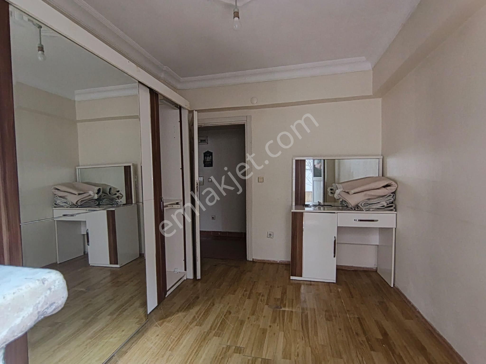 Çekmeköy Mehmet Akif Mh Metroya 5dk Yürüme Kiralık 2+1 80m² Bahçe Katı - Görsel 19