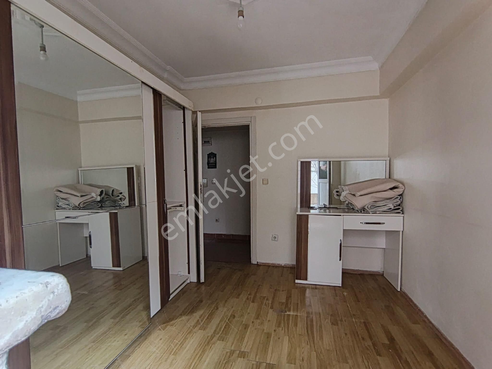 Çekmeköy Mehmet Akif Mh Metroya 5dk Yürüme Kiralık 2+1 80m² Bahçe Katı - Görsel 20