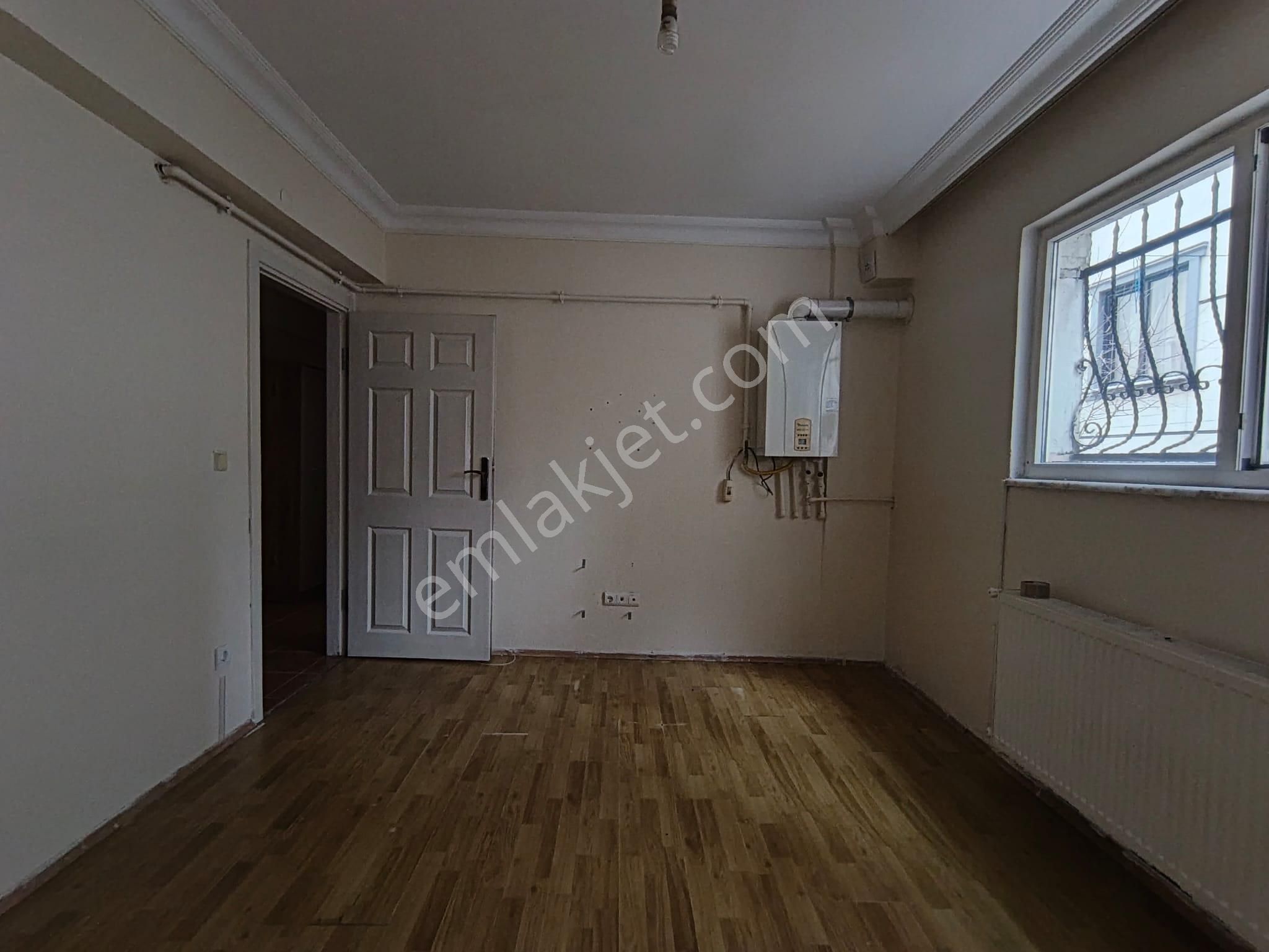 Çekmeköy Mehmet Akif Mh Metroya 5dk Yürüme Kiralık 2+1 80m² Bahçe Katı - Görsel 24
