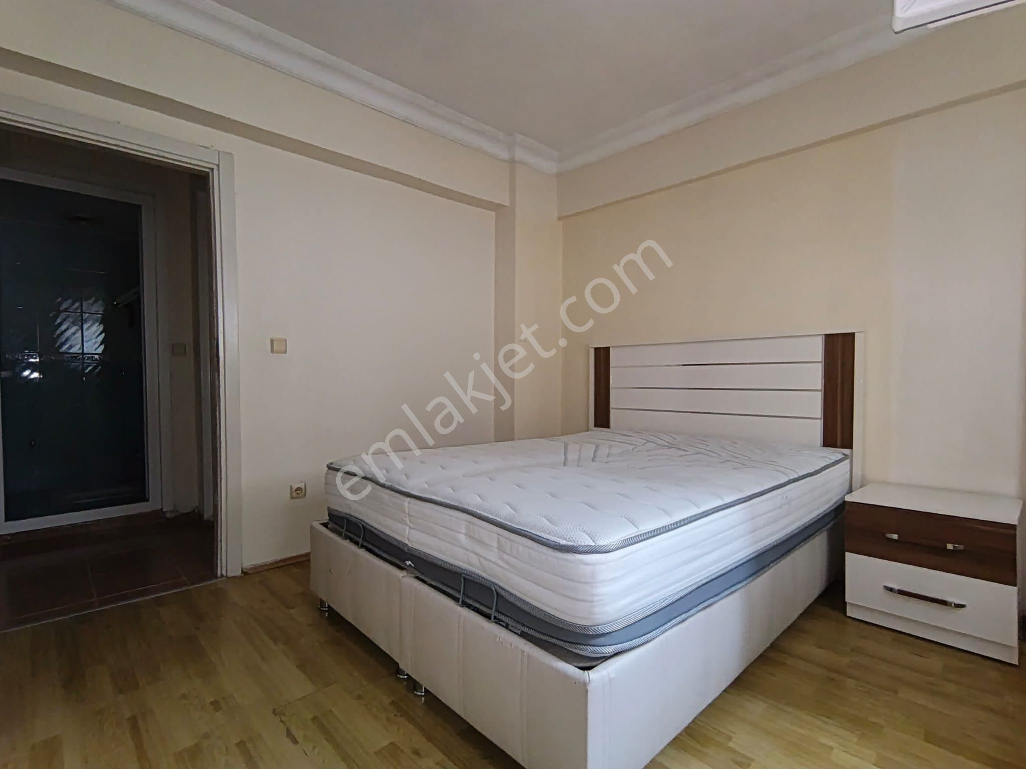 Çekmeköy Mehmet Akif Mh Metroya 5dk Yürüme Kiralık 2+1 80m² Bahçe Katı - Görsel 15
