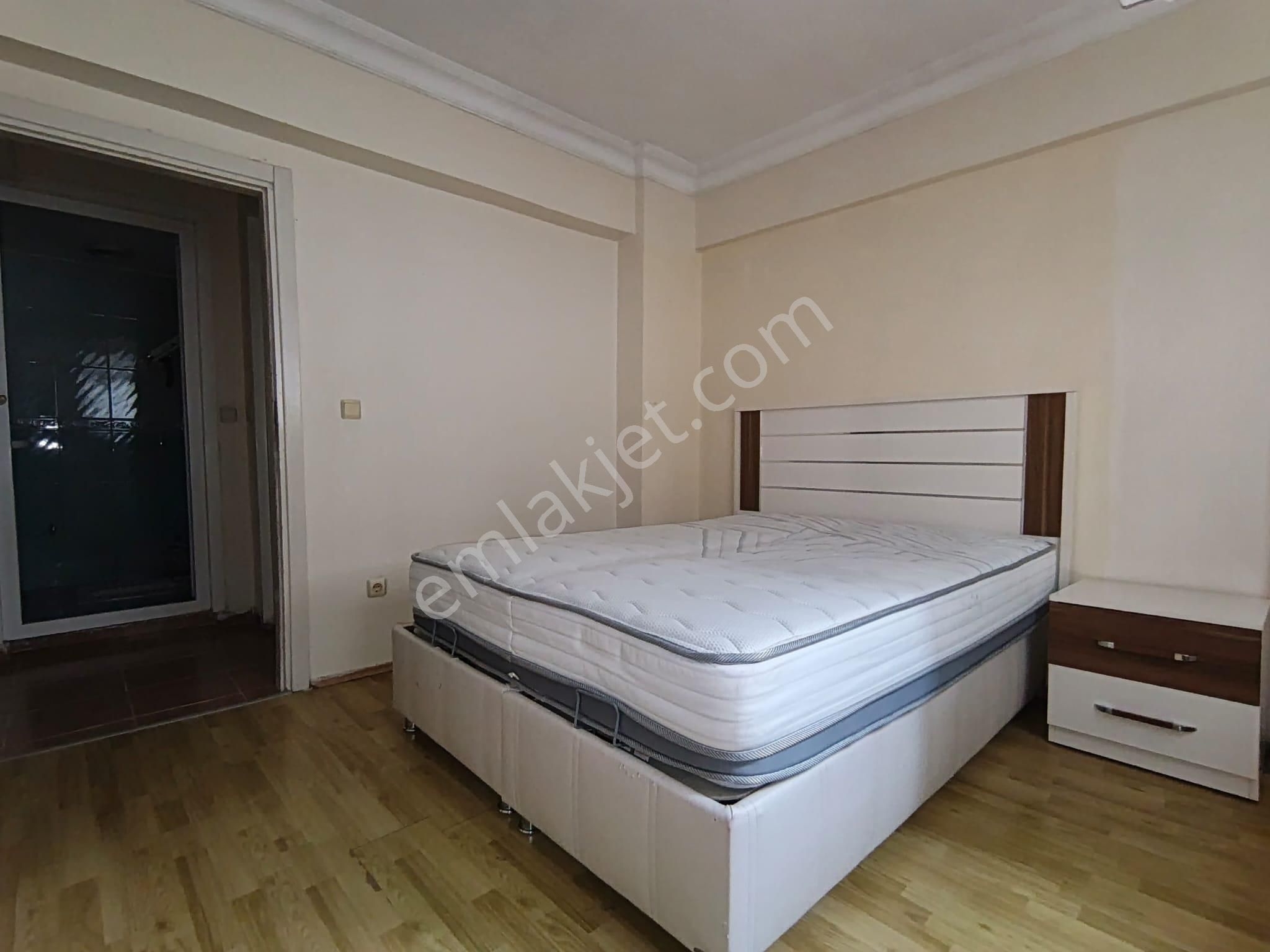 Çekmeköy Mehmet Akif Mh Metroya 5dk Yürüme Kiralık 2+1 80m² Bahçe Katı - Görsel 16