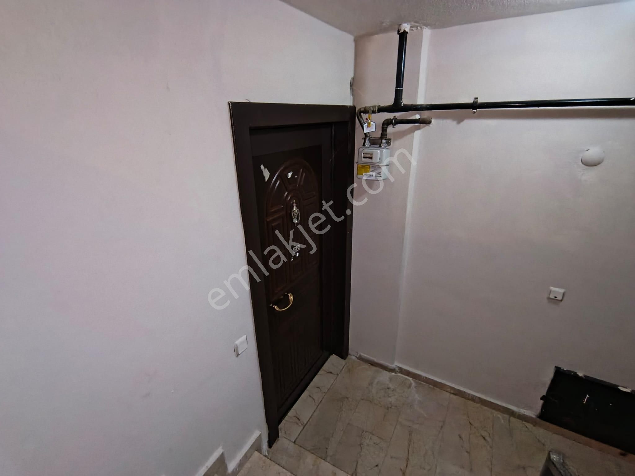 Çekmeköy Mehmet Akif Mh Metroya 5dk Yürüme Kiralık 2+1 80m² Bahçe Katı - Görsel 6
