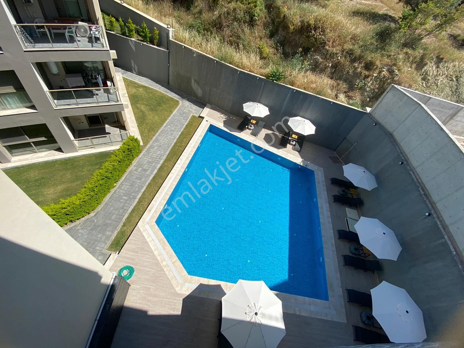 Kuşadası İkiçeşmelik Mahallesinde2+1 Sıfır Eşyalı Satılık Daire - Görsel 12