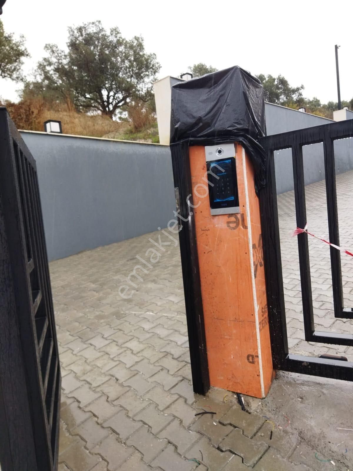 Kuşadası İkiçeşmelik Mahallesinde2+1 Sıfır Eşyalı Satılık Daire - Görsel 14