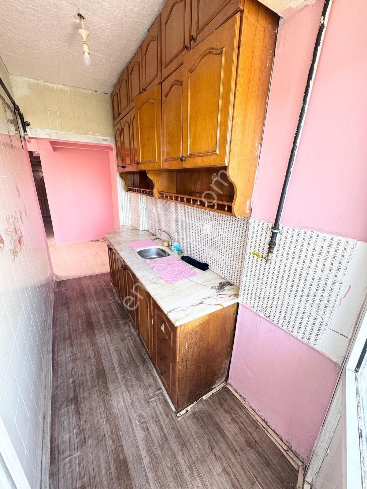 Altın Emlak'tan Satılık Çift Cepheli Balkonlu 1+1 Daire - Görsel 11