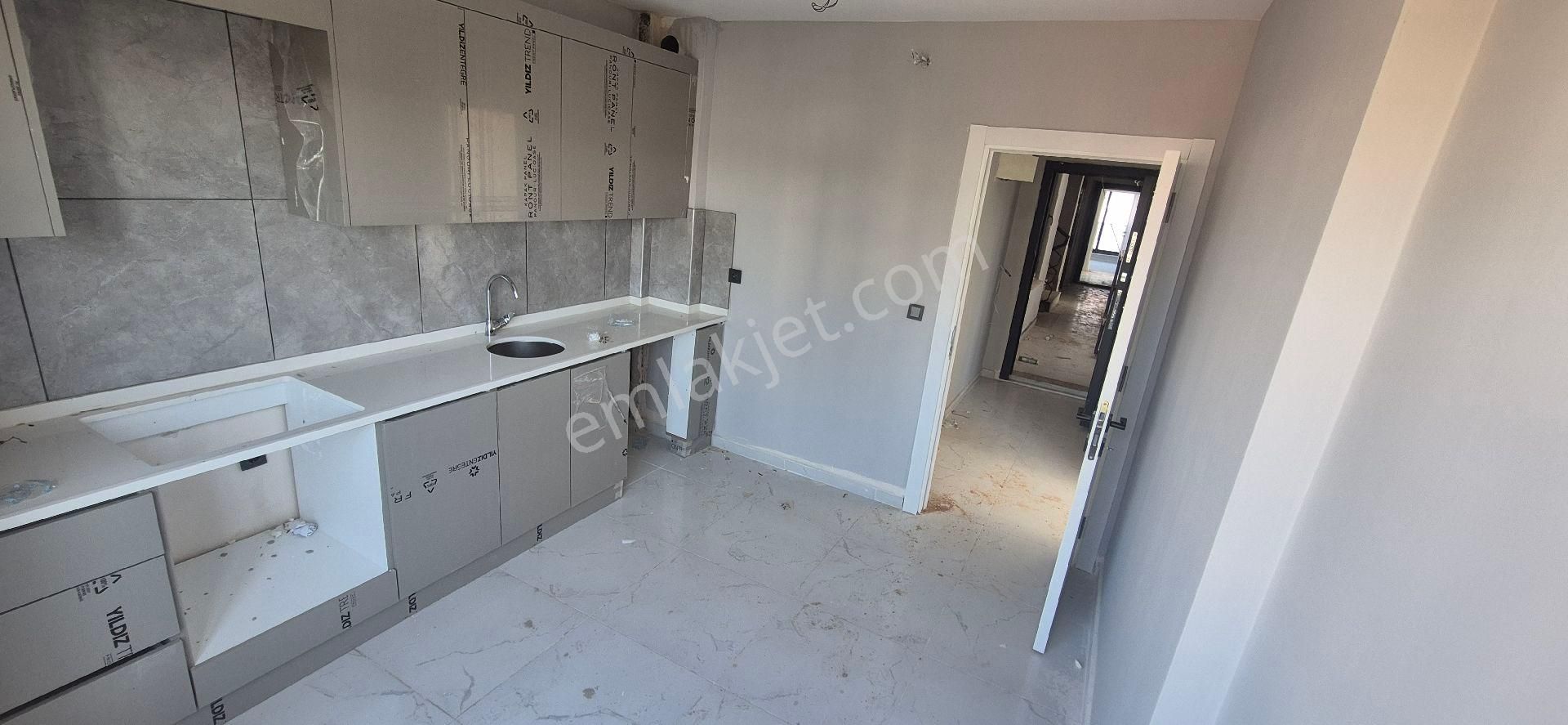 Habiplerde Satılık Ebeveyn Banyolu 3+1 - Görsel 2