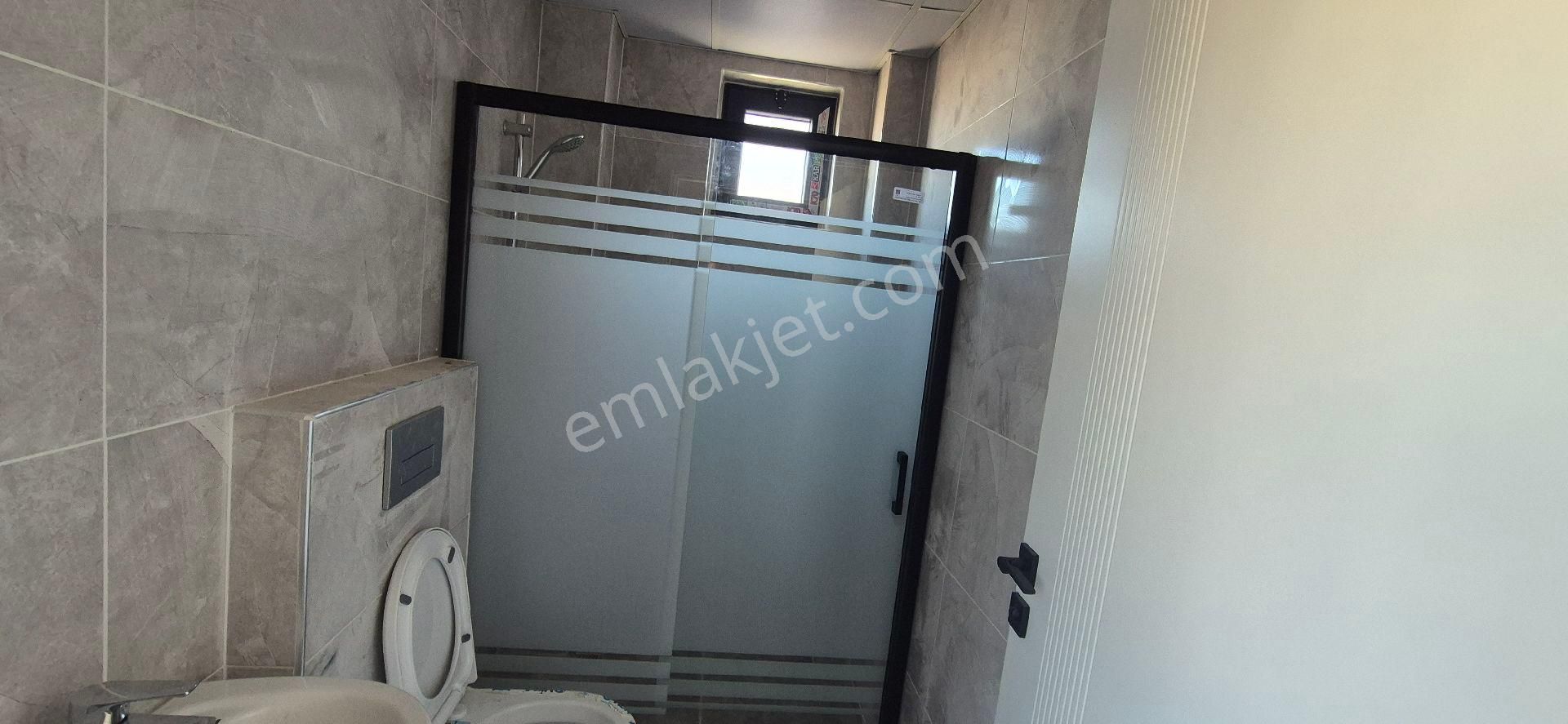 Habiplerde Satılık Ebeveyn Banyolu 3+1 - Görsel 8