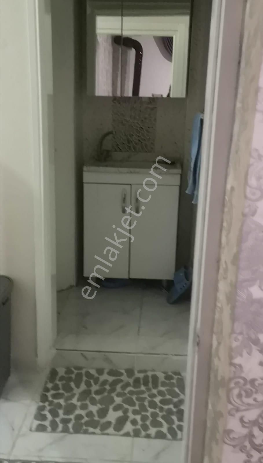 Adana Gürselpaşa İzzet Beğoviçe 3 Dakika Yürüme Mesafesinde İçi Yenilenmiş Kiralık Müstakil Ev - Görsel 15