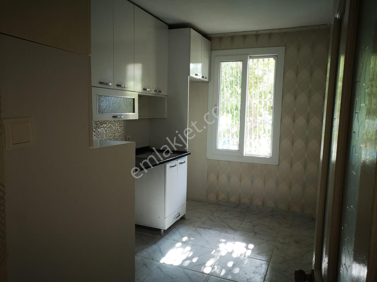 Adana Gürselpaşa İzzet Beğoviçe 3 Dakika Yürüme Mesafesinde İçi Yenilenmiş Kiralık Müstakil Ev - Görsel 26