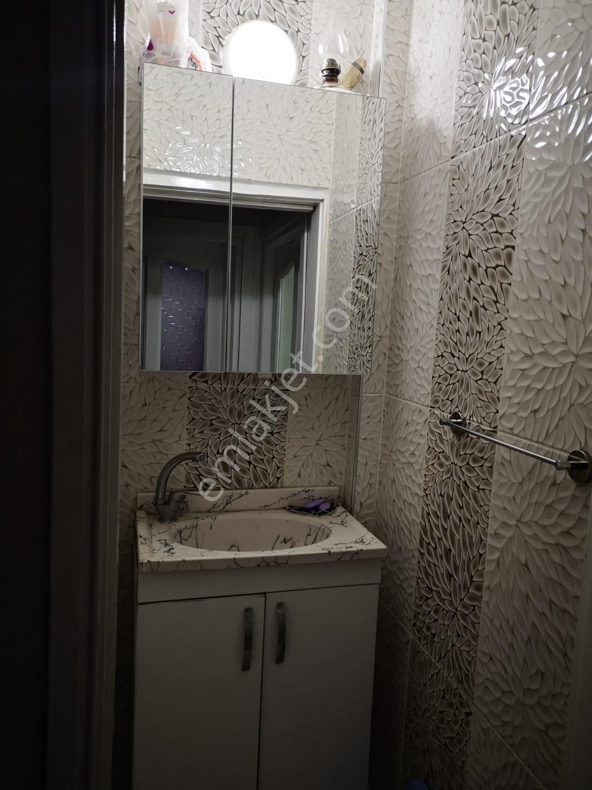 Adana Gürselpaşa İzzet Beğoviçe 3 Dakika Yürüme Mesafesinde İçi Yenilenmiş Kiralık Müstakil Ev - Görsel 7