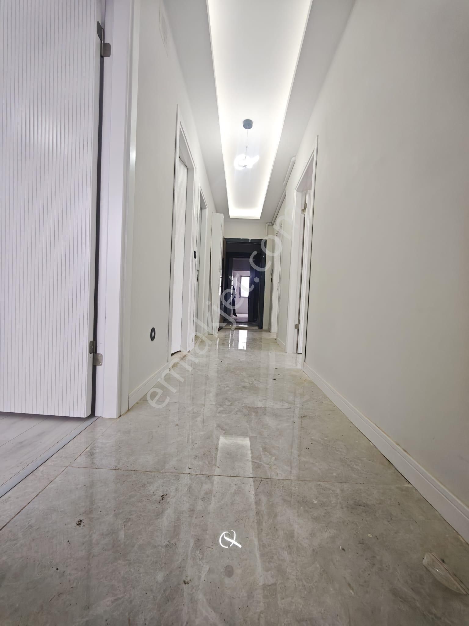 Vizyon Gayrimenkul'den Cumhuriyet'te 2+1 90 M2 Yerden Isıtmalı - Görsel 8